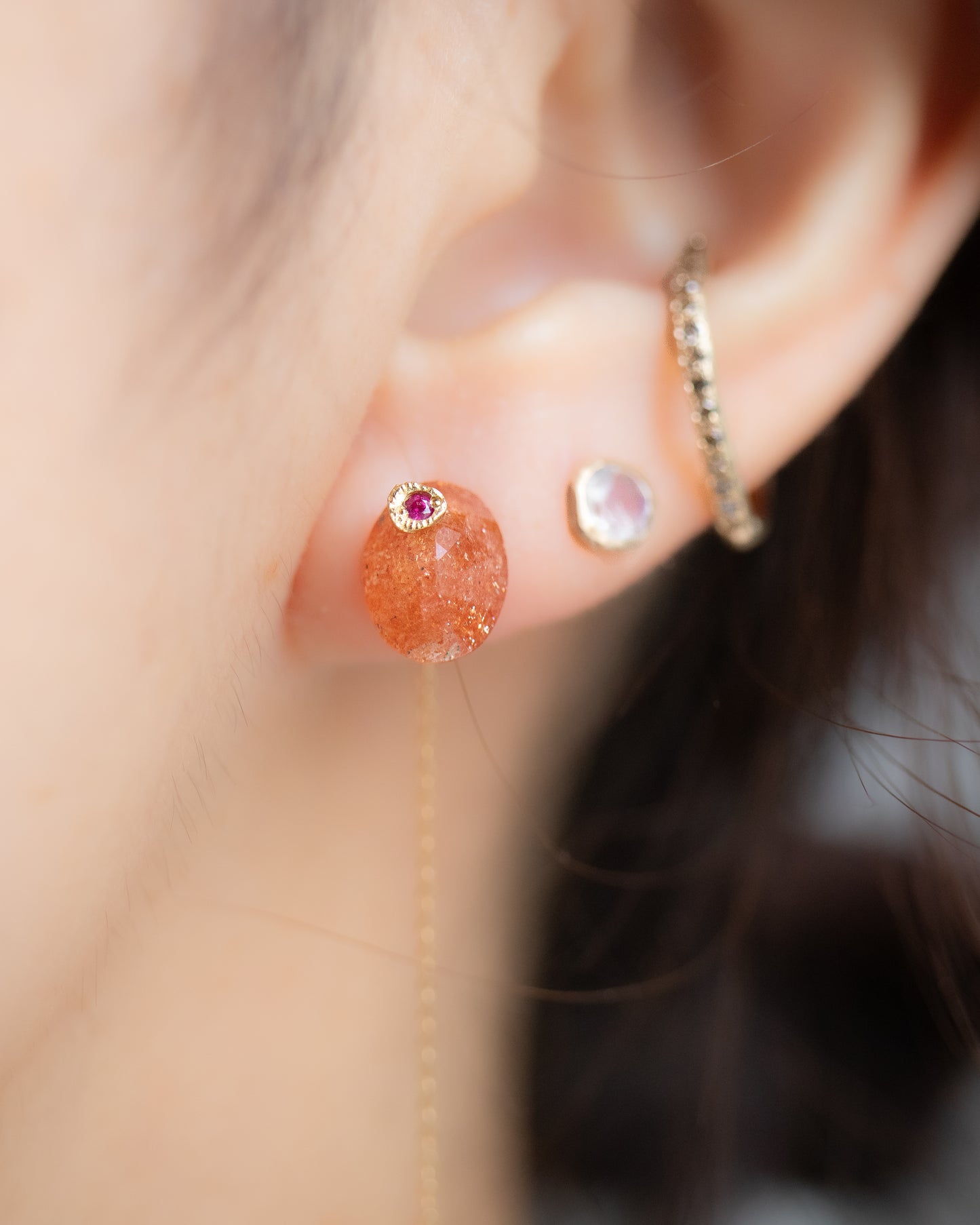 Flat Pierced Earring - Sunstone -