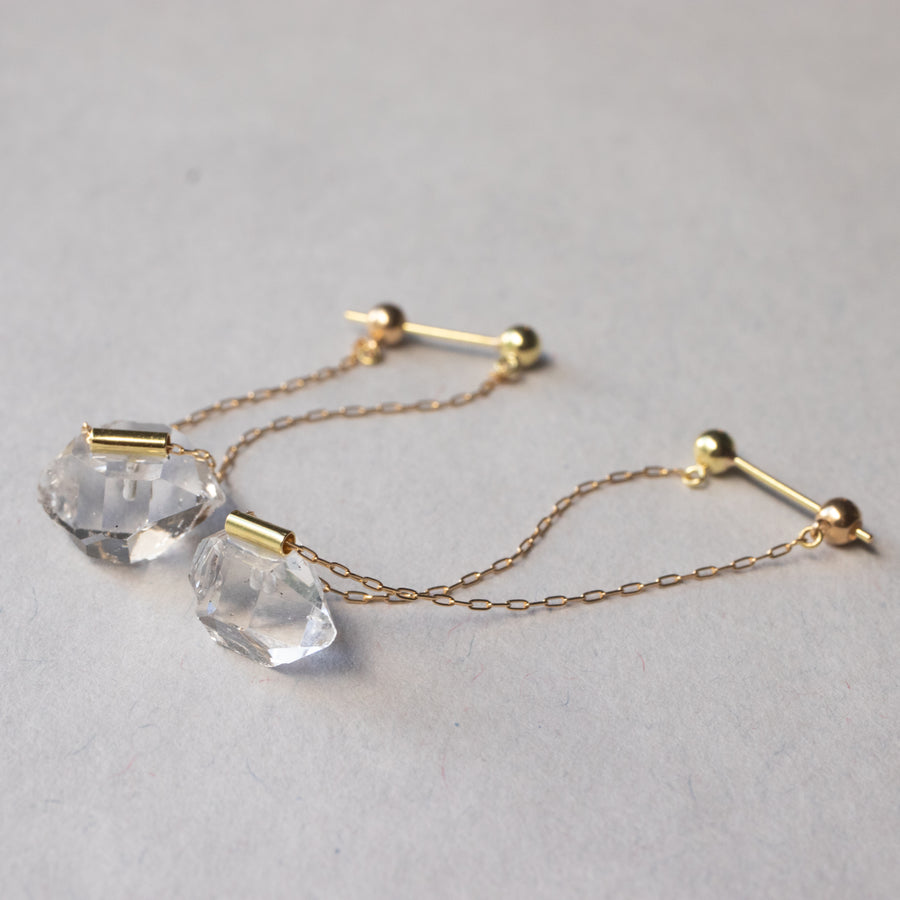 Pipe Pierced Earring - Diamond Quartz -