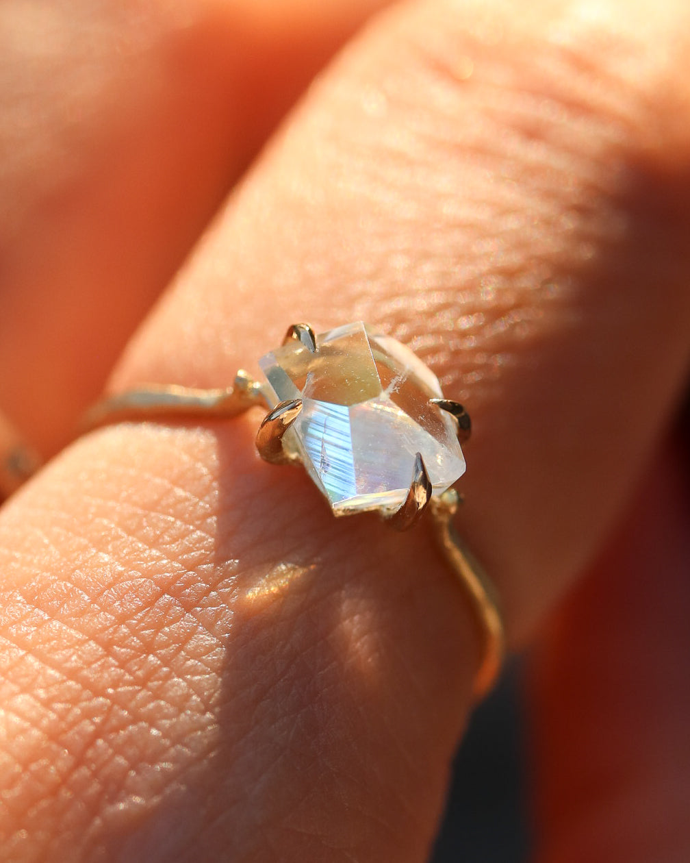 Flat Ring - Rainbow Moonstone -