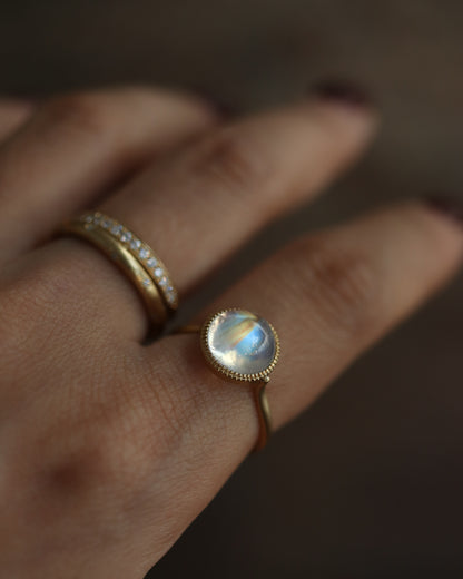 Milgrain Ring - Rainbow Moonstone -