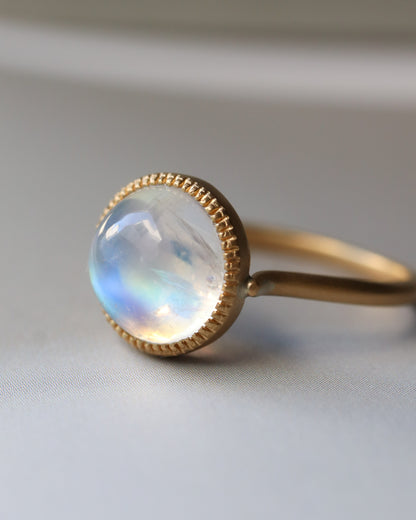 Milgrain Ring - Rainbow Moonstone -