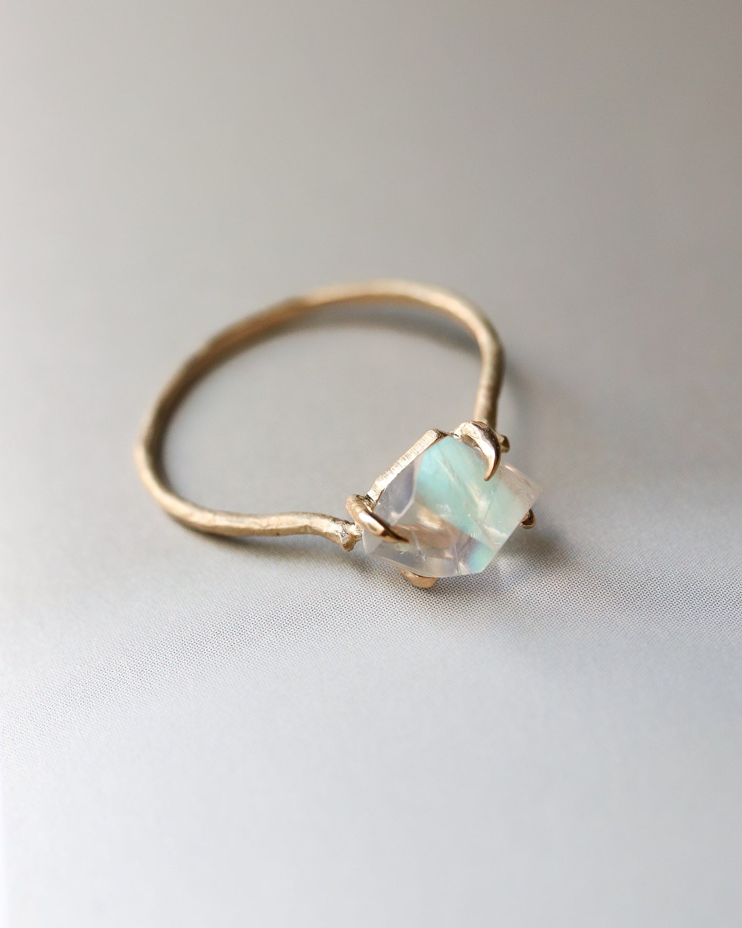 Flat Ring - Rainbow Moonstone -