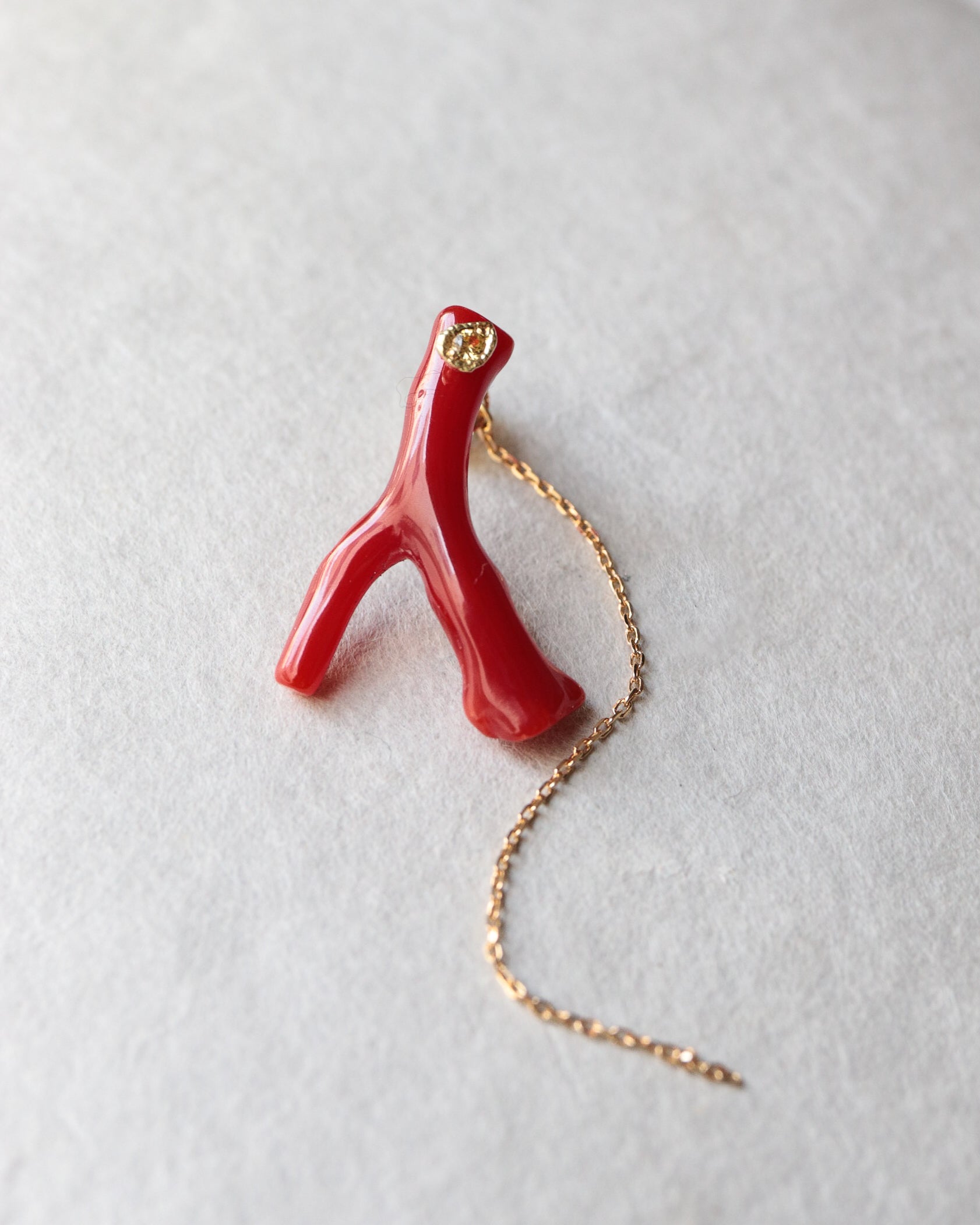 Flat Pierced Earring - Coral -