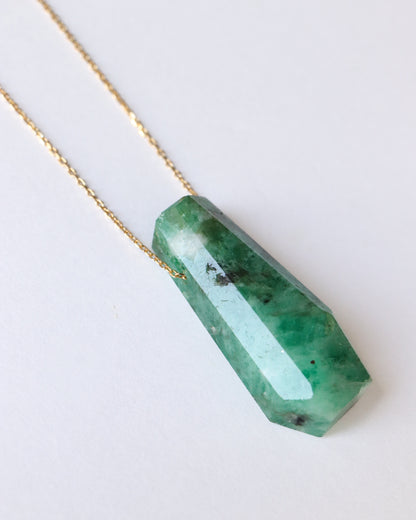 Rock Necklace - Emerald -