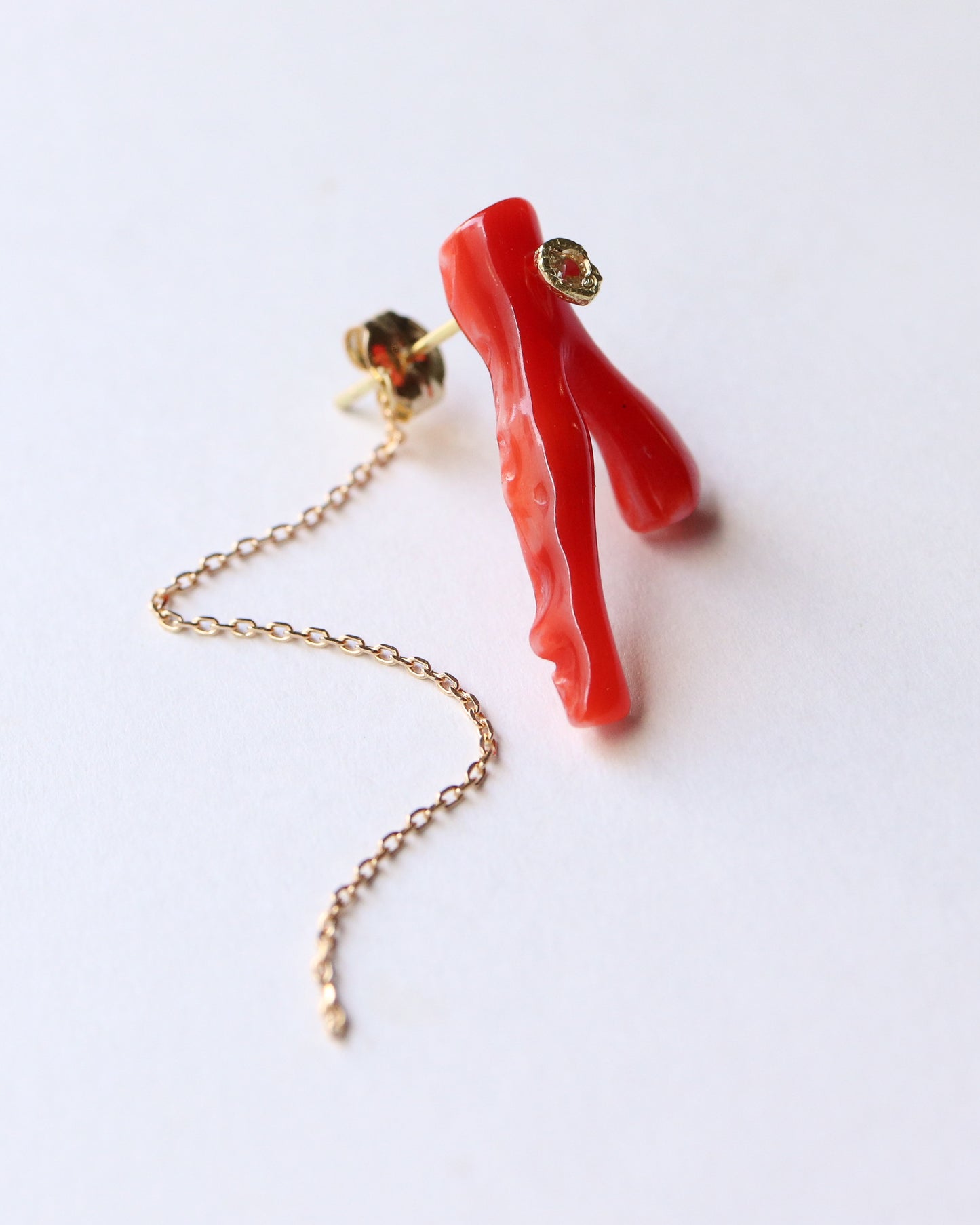 Flat Pierced Earrings - Coral -