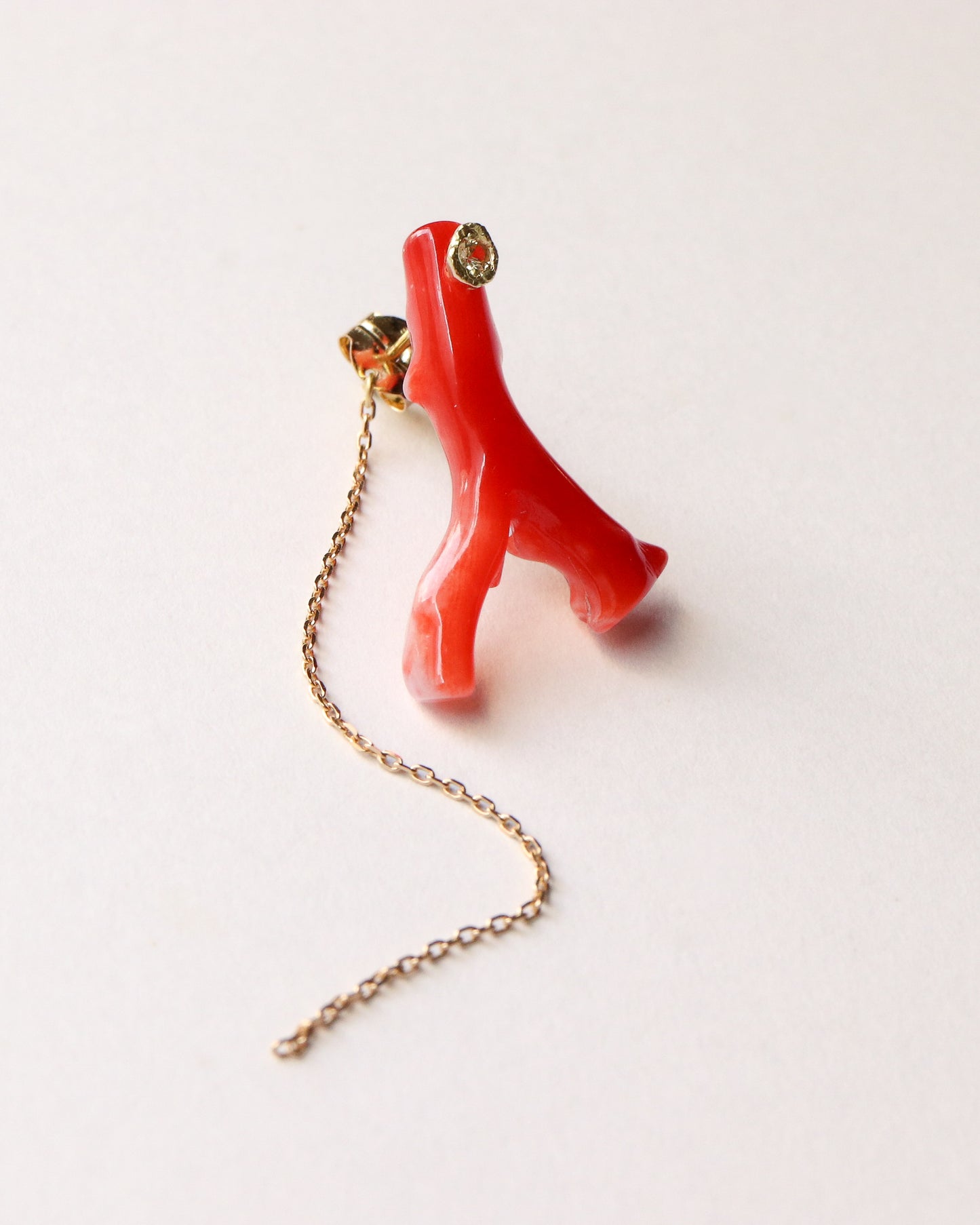 Flat Pierced Earrings - Coral -