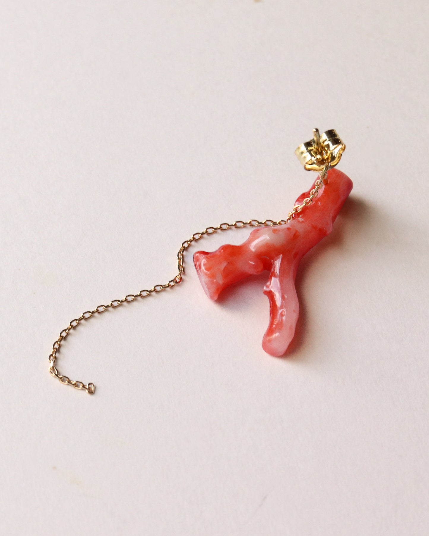 Flat Pierced Earring - Coral -