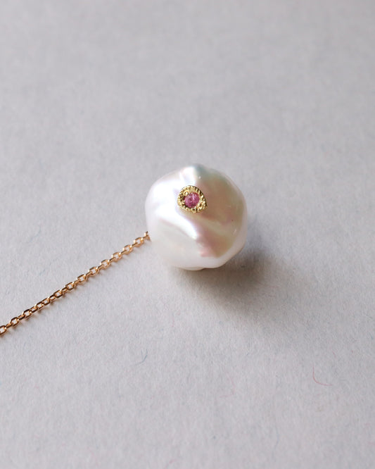 Flat Pierced Earring - Keshi Pearl -