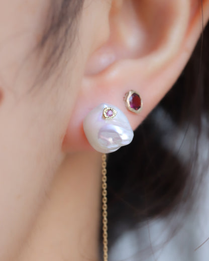 Flat Pierced Earring - Keshi Pearl -