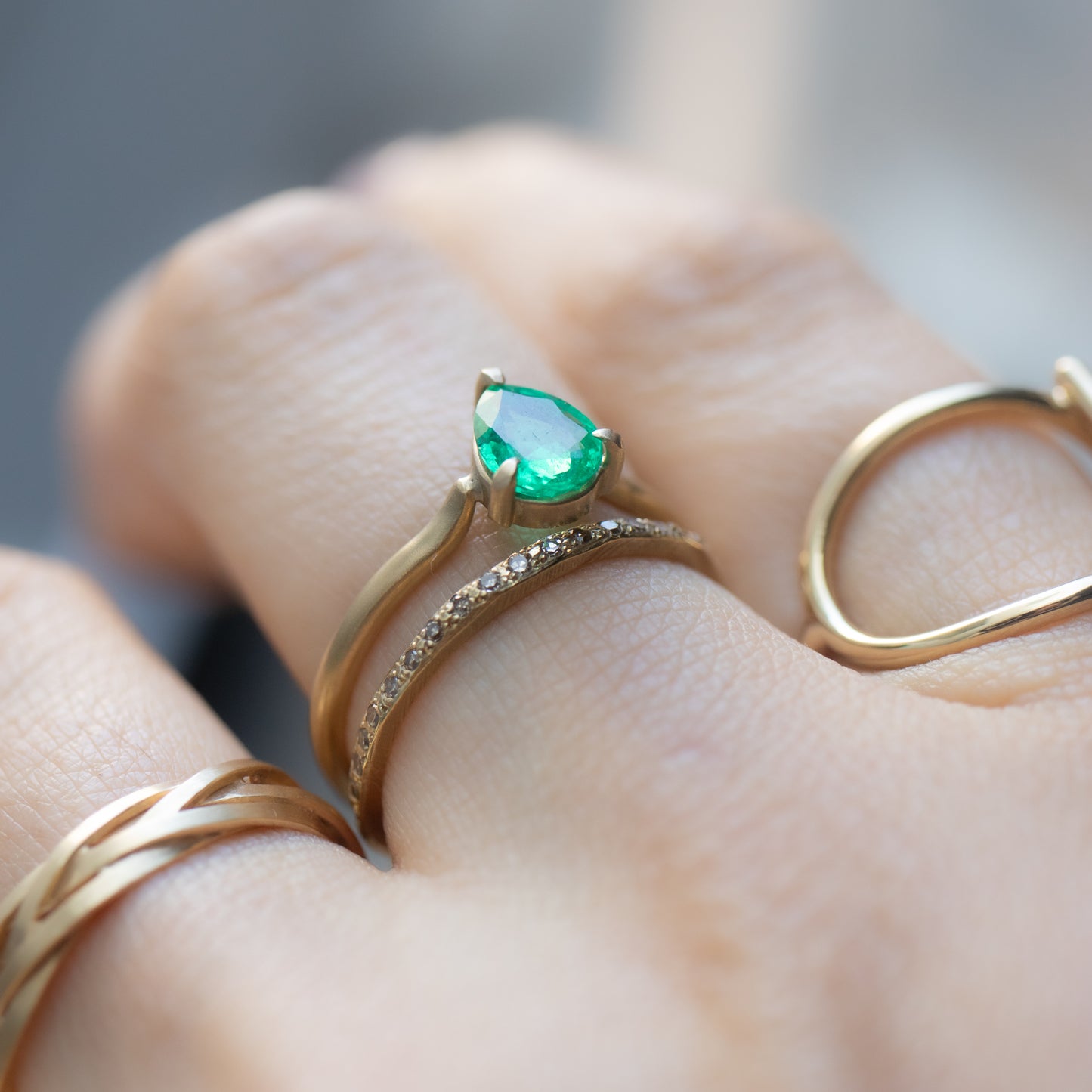 爪形戒指 - 祖母绿 -