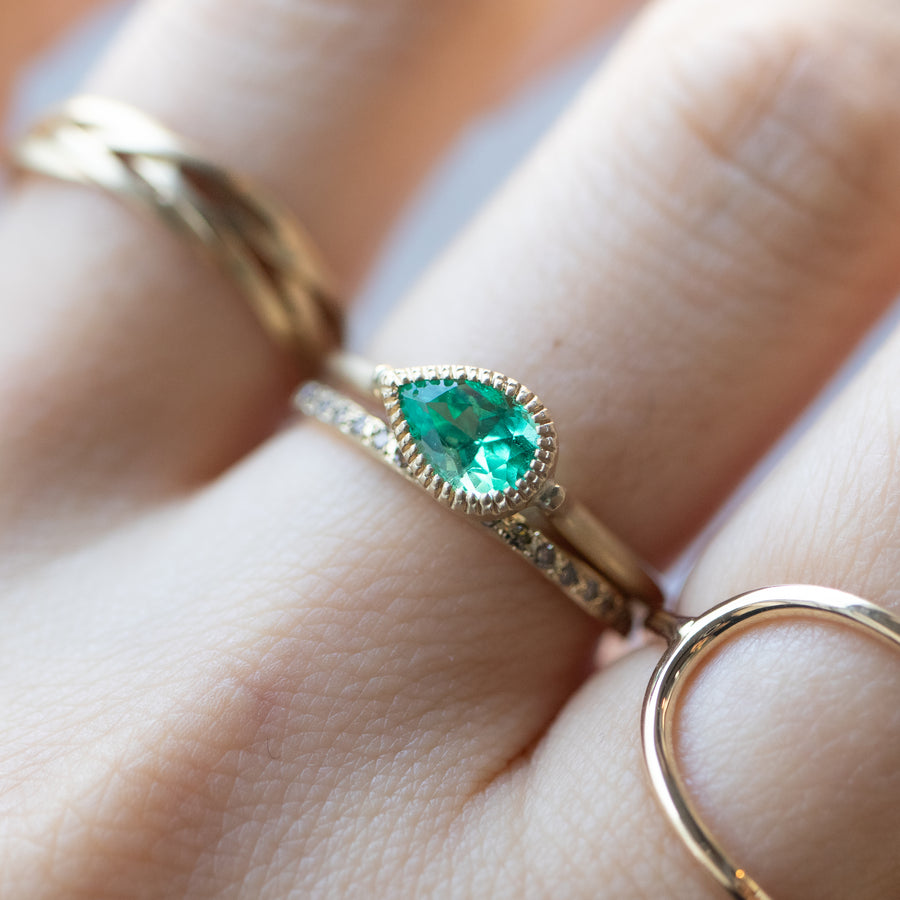 Milgrain Ring - Emerald -