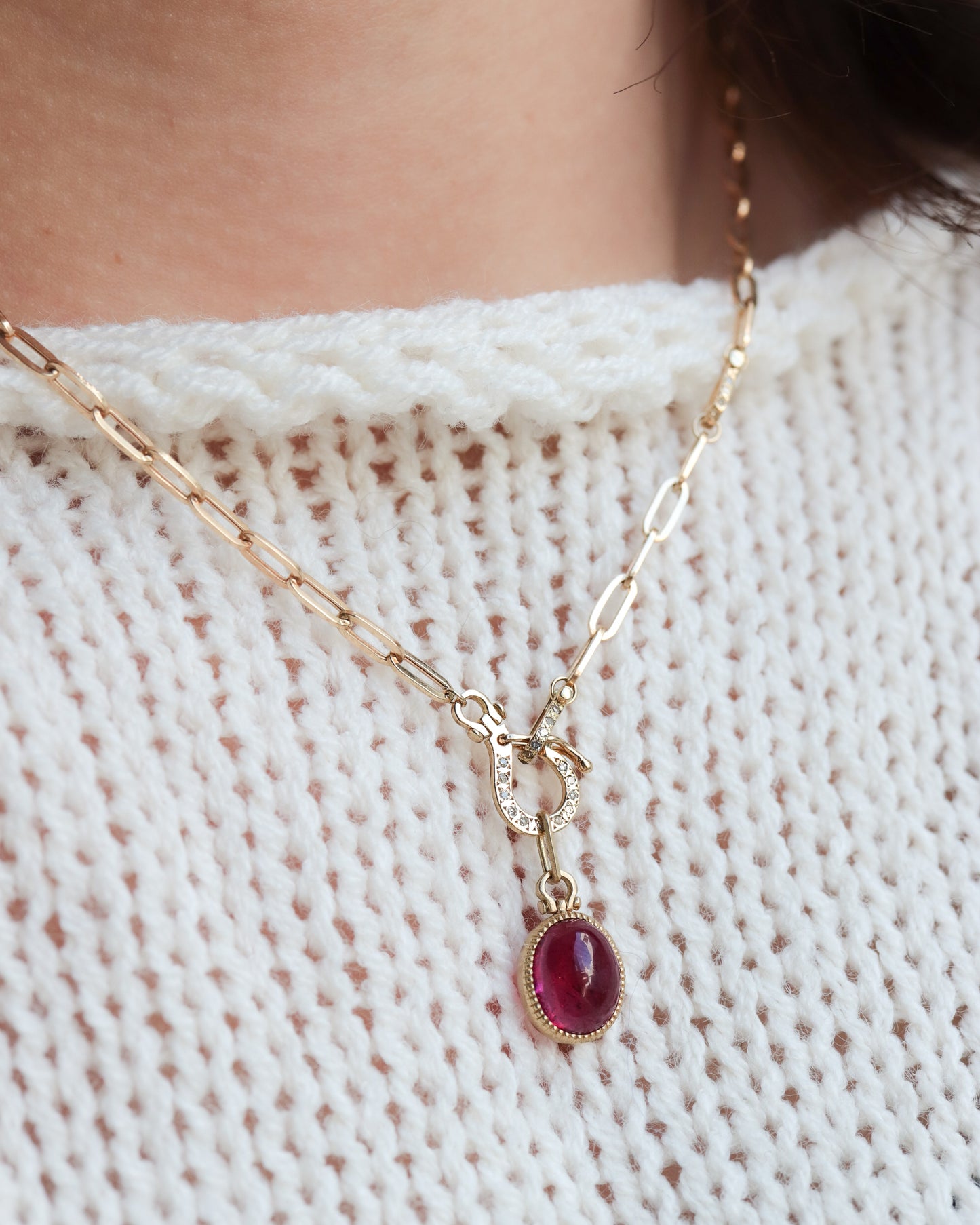 HorseShoe Milgrain Necklace - Rubellite -