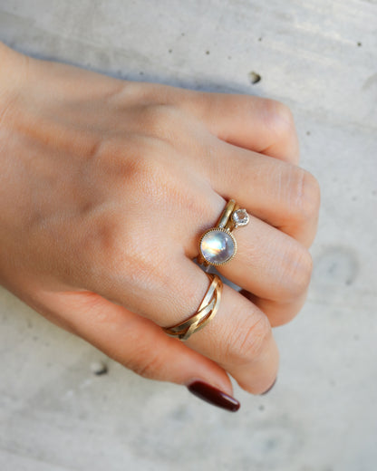 Milgrain Ring - Rainbow Moonstone -