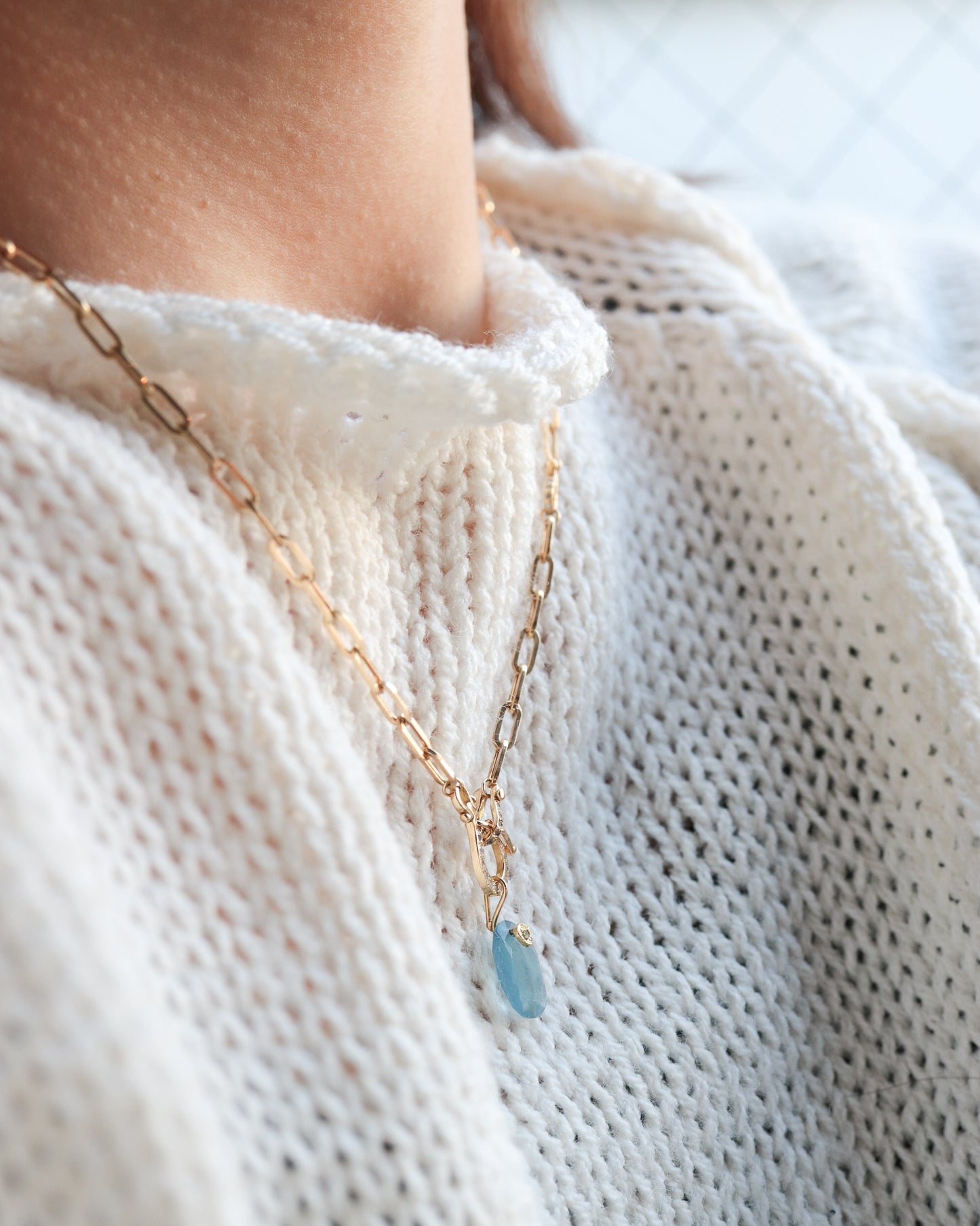 Flat Necklace - Aquamarine -