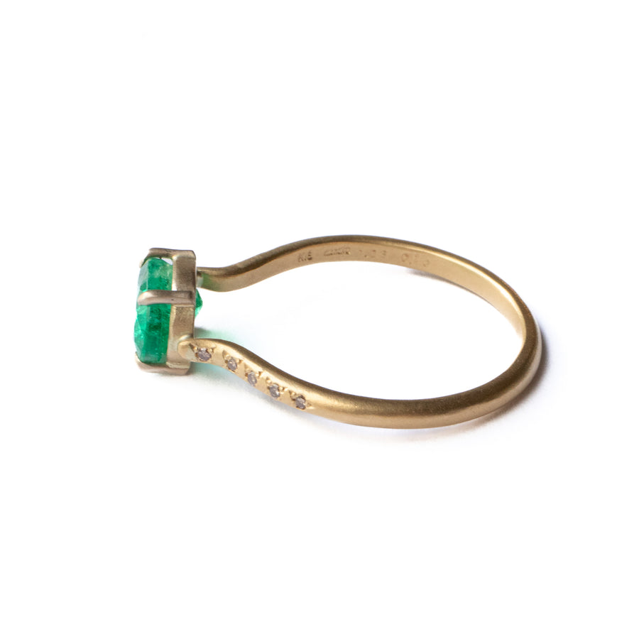 Prong Ring - Emerald / Diamond -