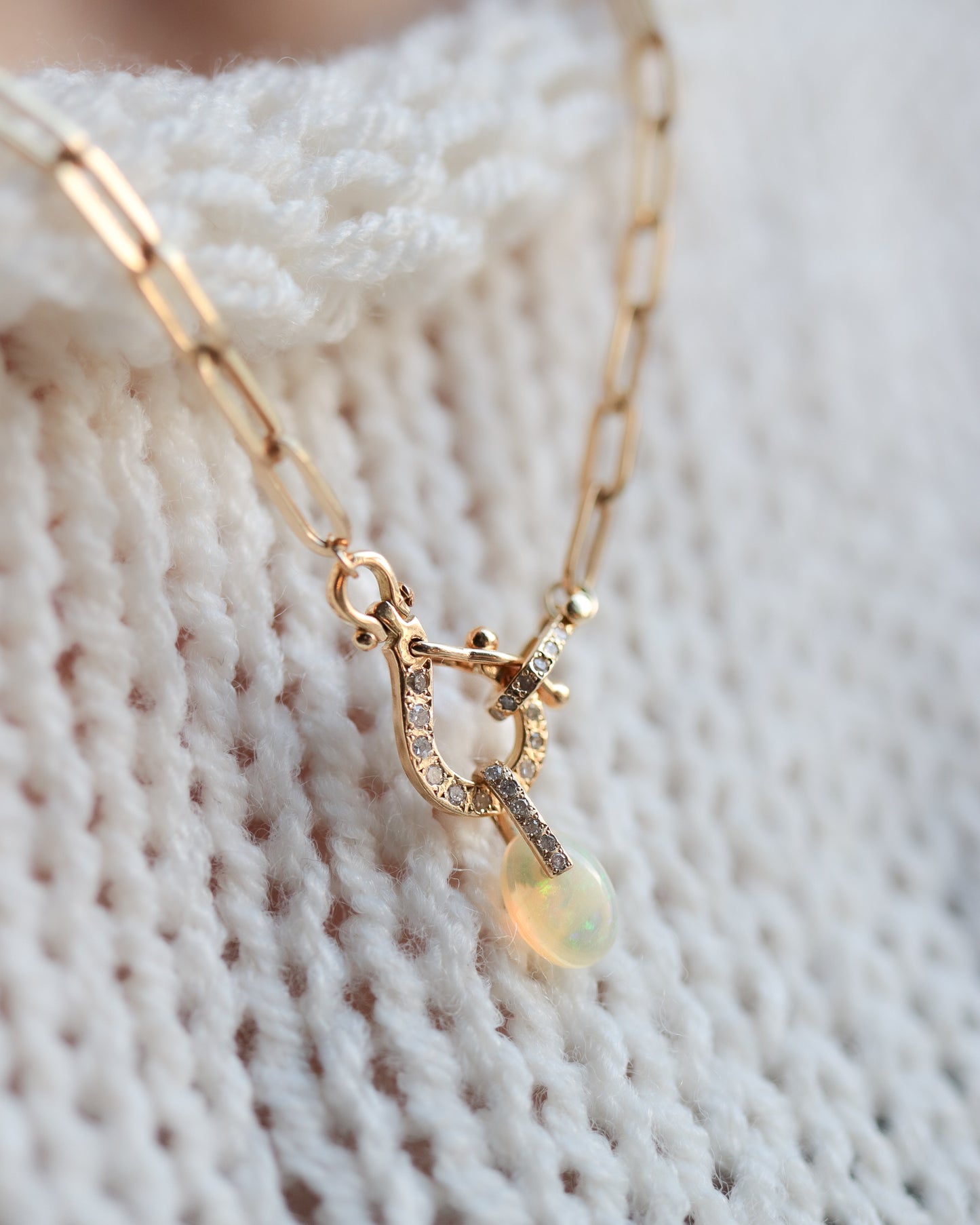 Hibiki Stone Necklace - Opal / Diamond -