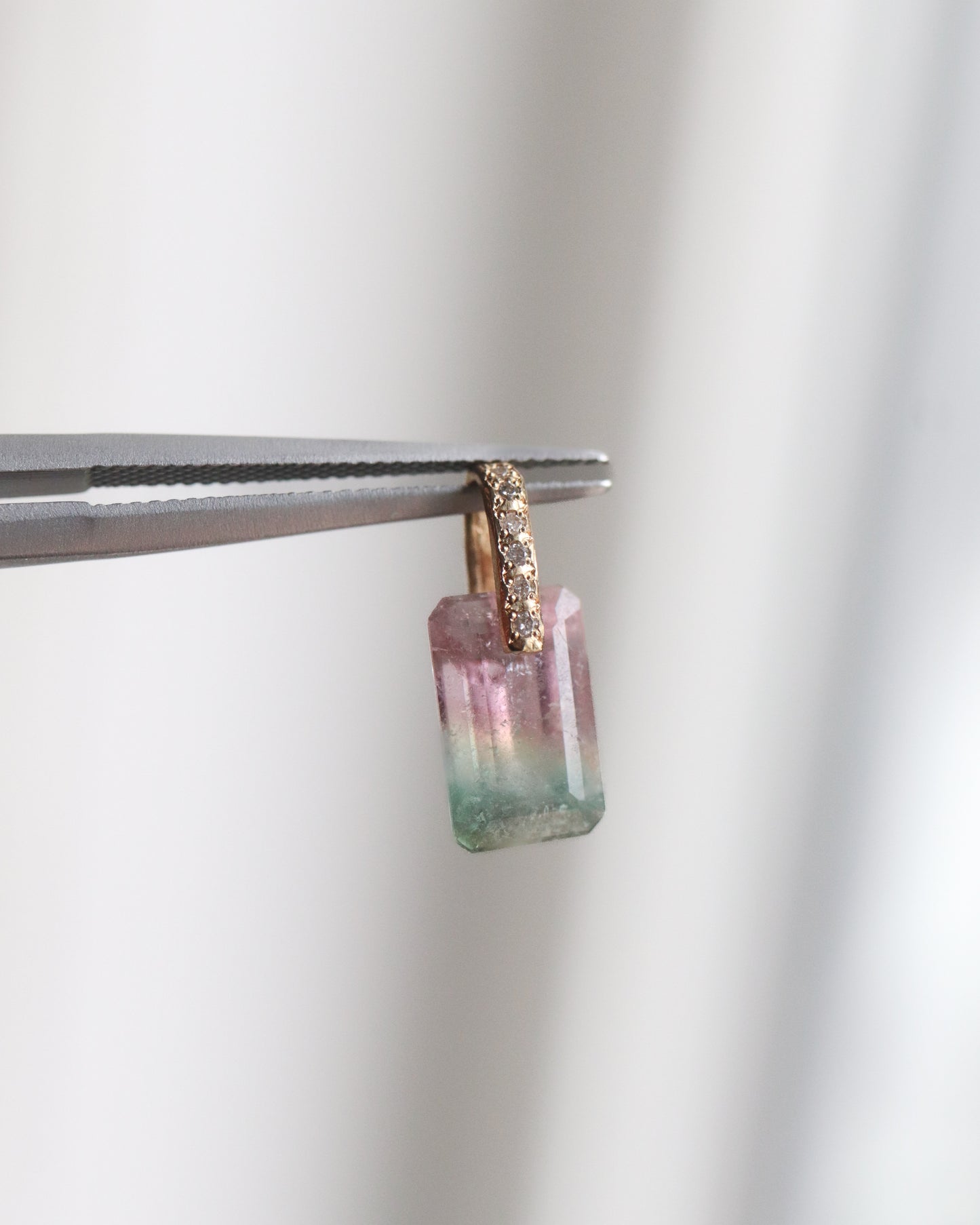 Hibiki Stone Necklace - Bicolor Tourmaline / Diamond -