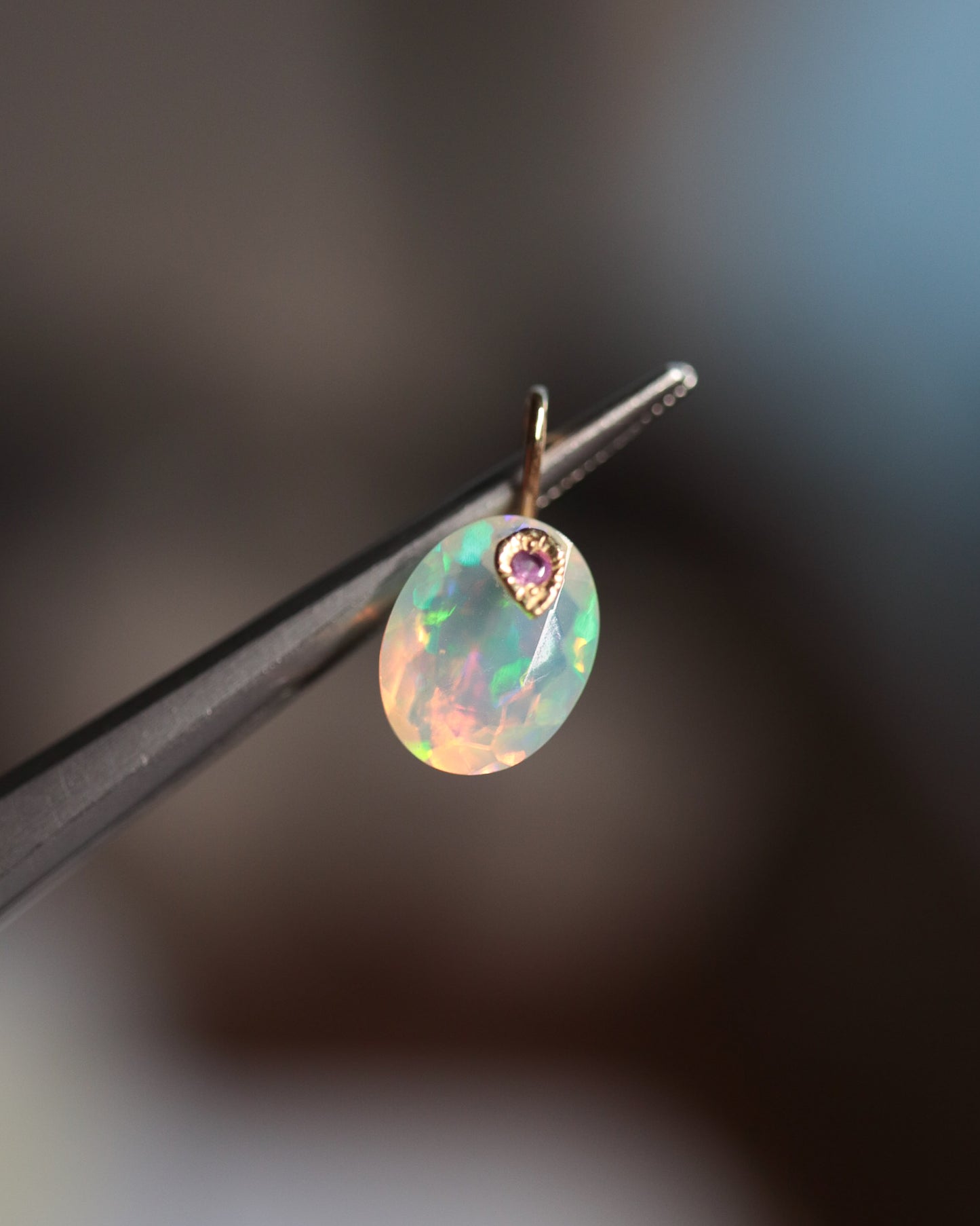 Flat Necklace - Opal -