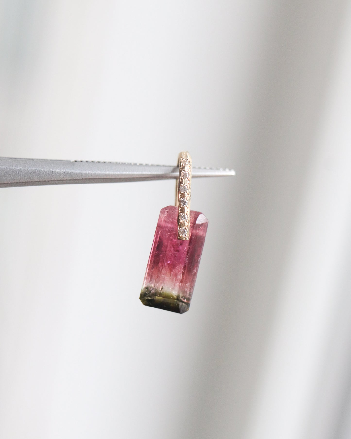 Hibiki Stone Necklace - Bicolor Tourmaline / Diamond -