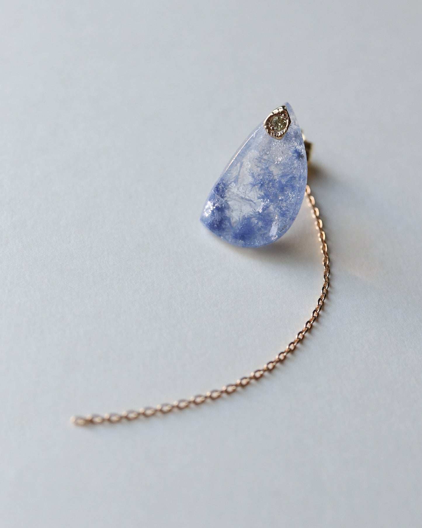 Flat Pierced Earring - Dumortierite in Quartz -【A】