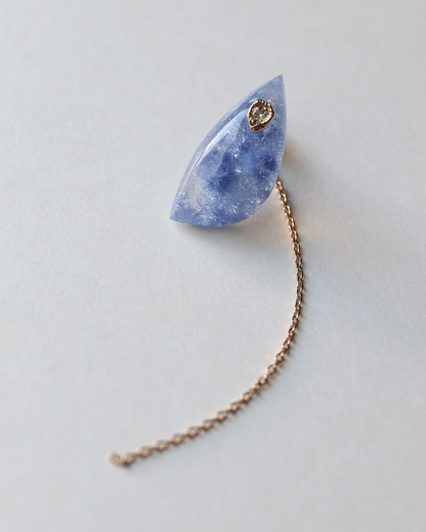 Flat Pierced Earring - Dumortierite in Quartz - 【B】