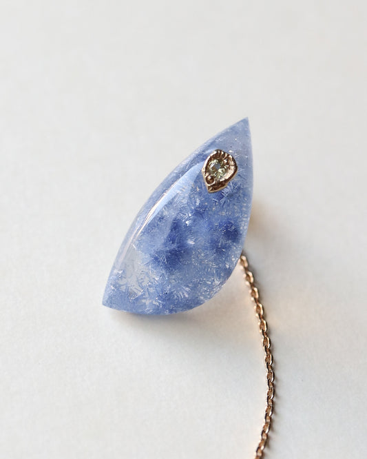 Flat Pierced Earring - Dumortierite in Quartz - [B]