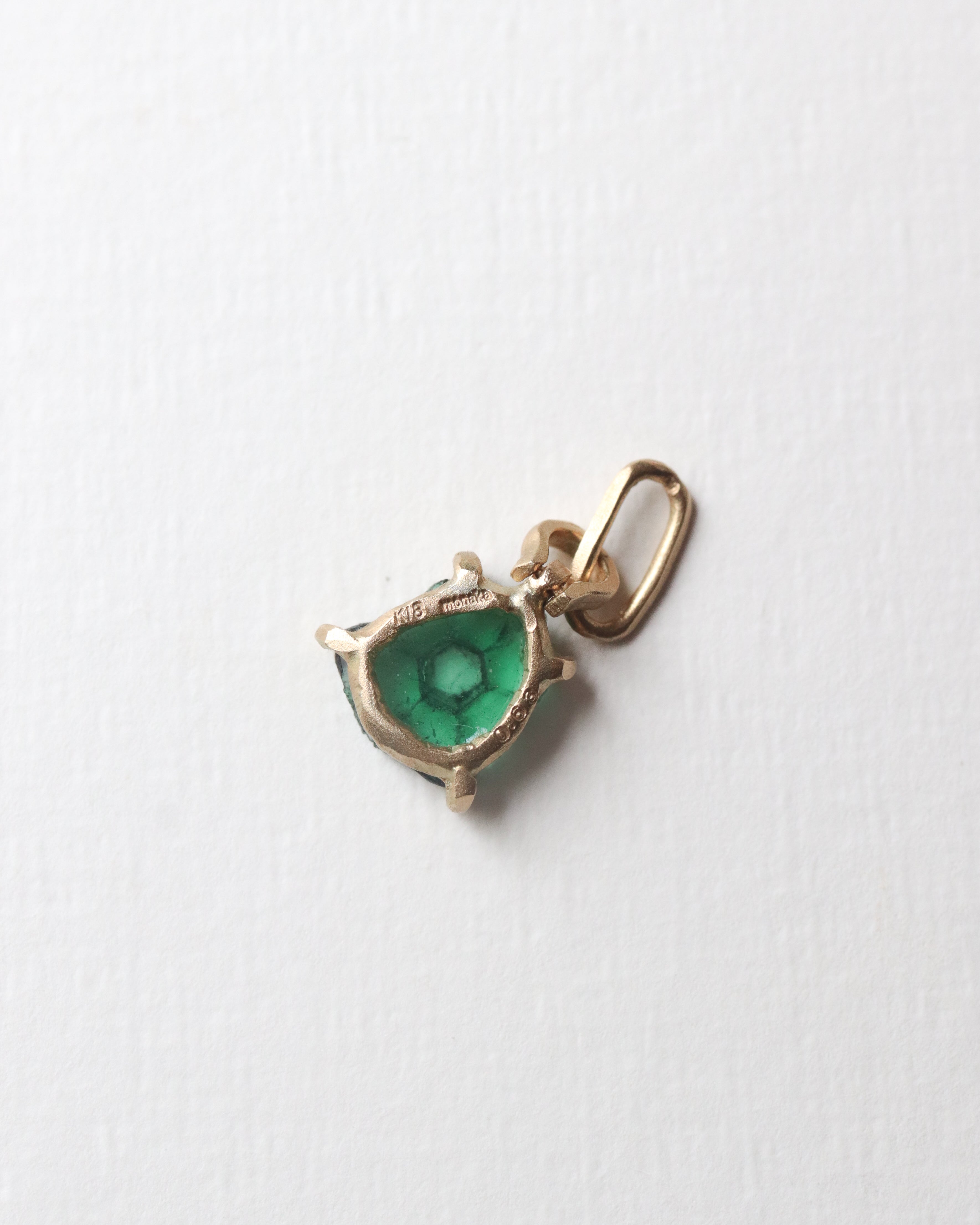 HorseShoe Prong Necklace - Trapiche Emerald -