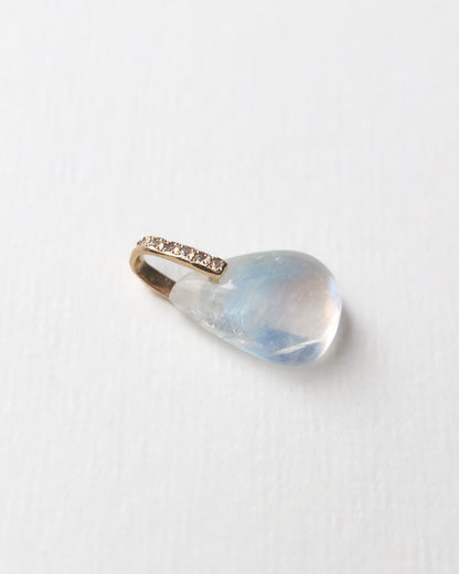 Hibiki Stone Necklace - Rainbow Moon Stone / Diamond -