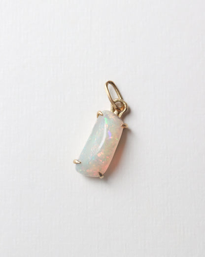 HorseShoe Prong Necklace - Opal -
