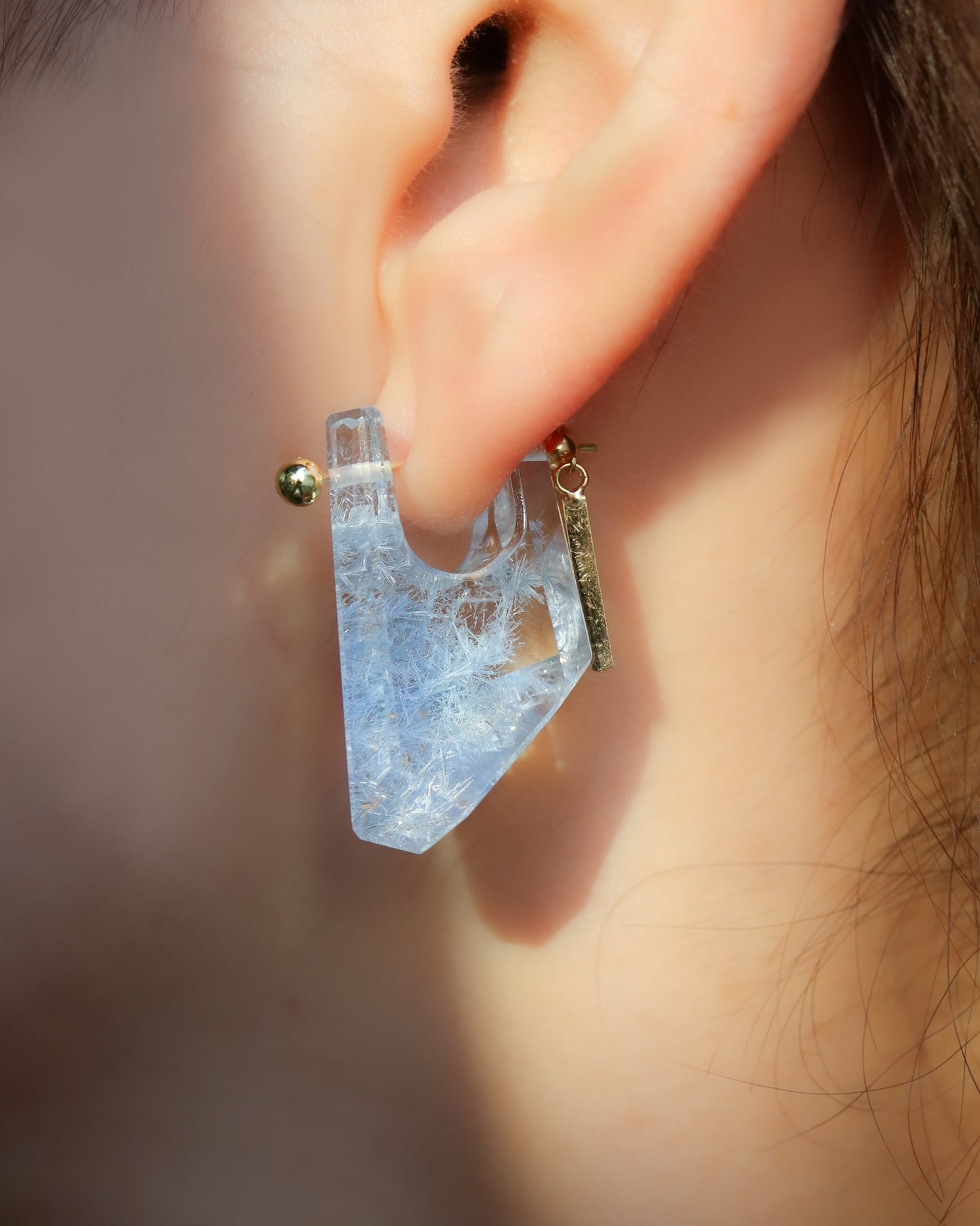 Rock Pierced Earring - Dumortierite in Quartz -