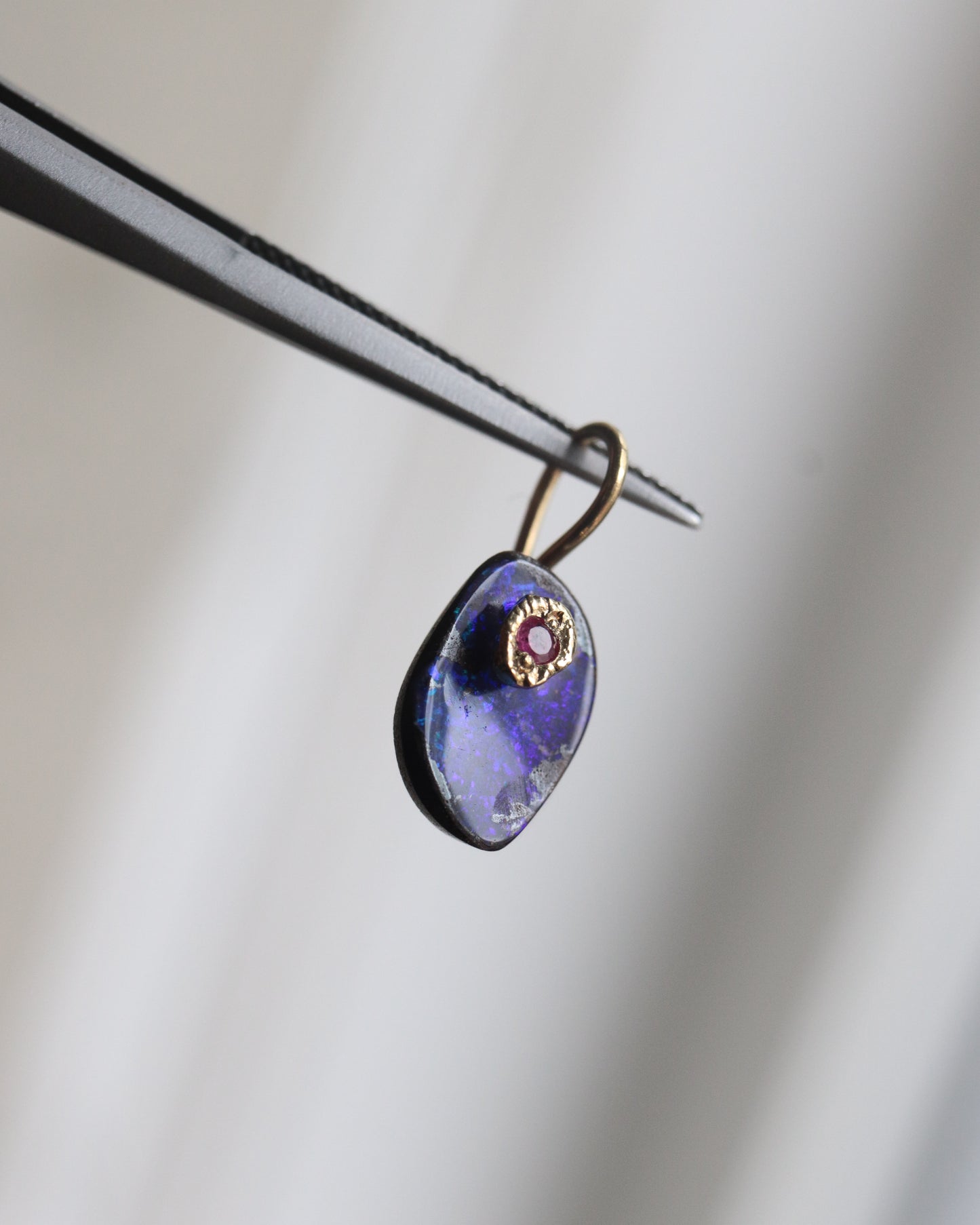 Flat Necklace - Boulder Opal -