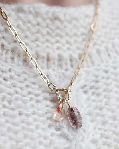 Flat Necklace - Strawberry Quartz -