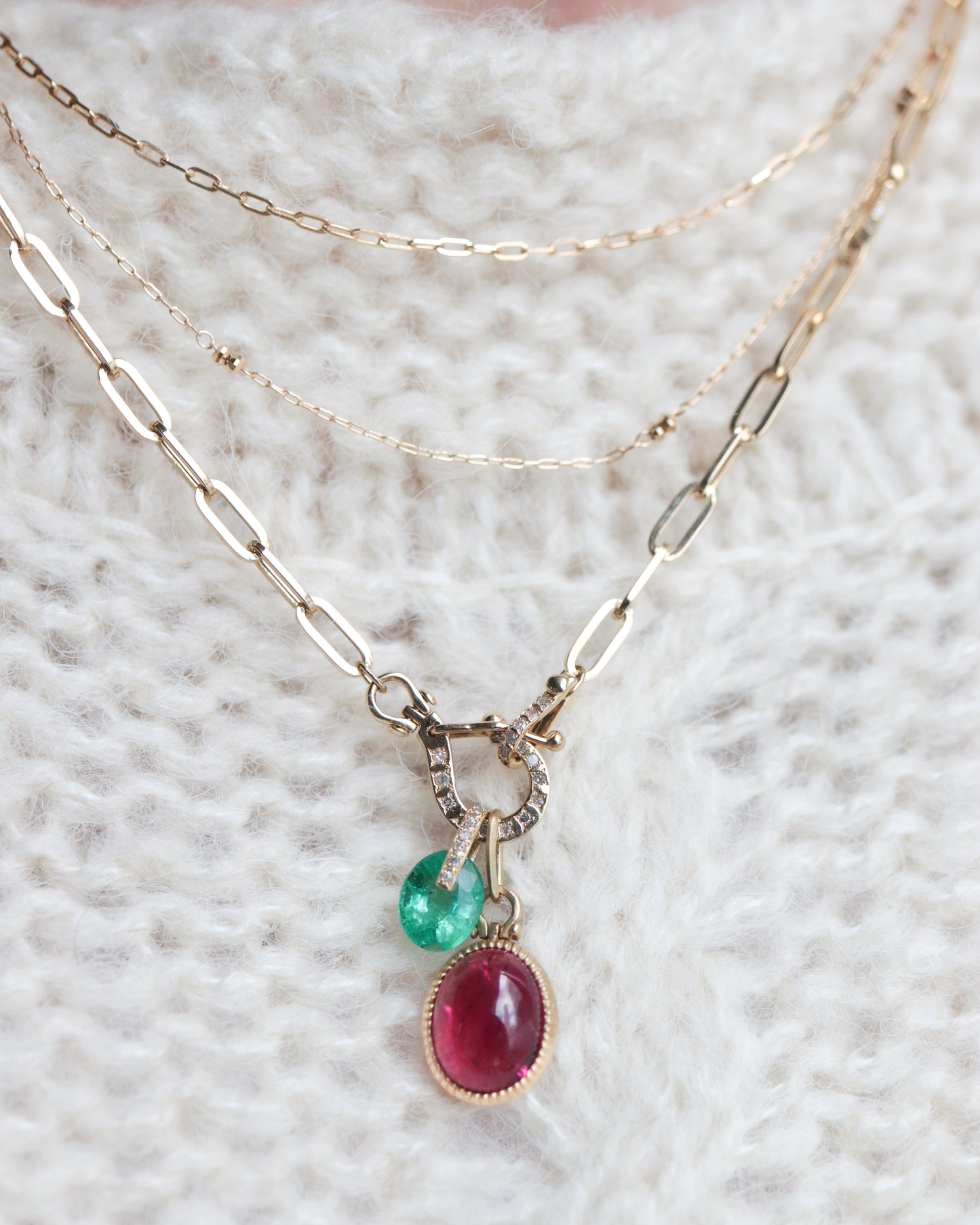 HorseShoe Milgrain Necklace - Rubellite -