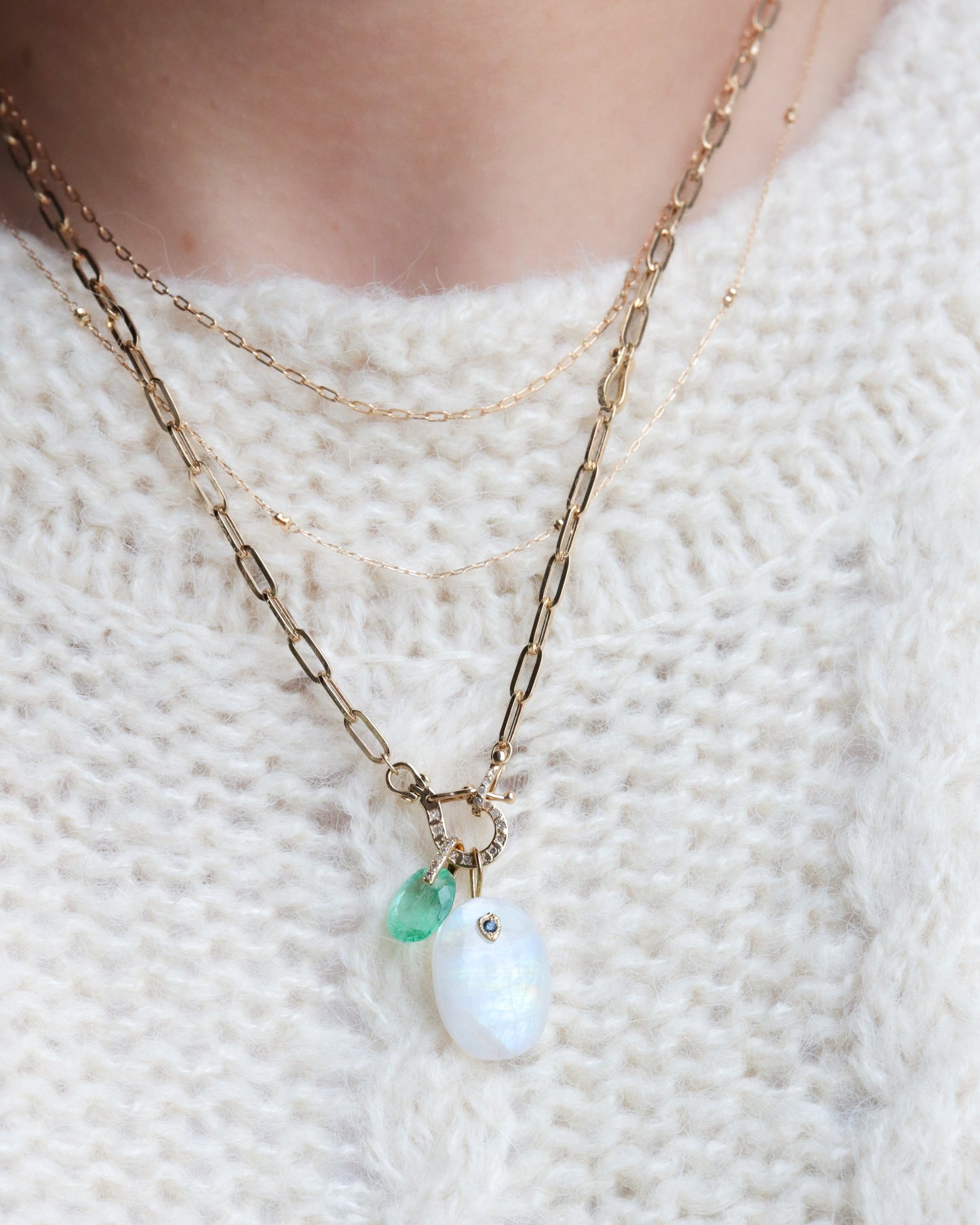 Flat Necklace - Rainbow Moon Stone -