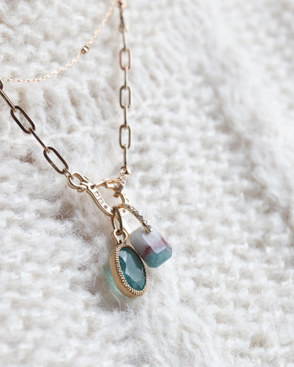 HorseShoe Milgrain Necklace - Grandidierite -