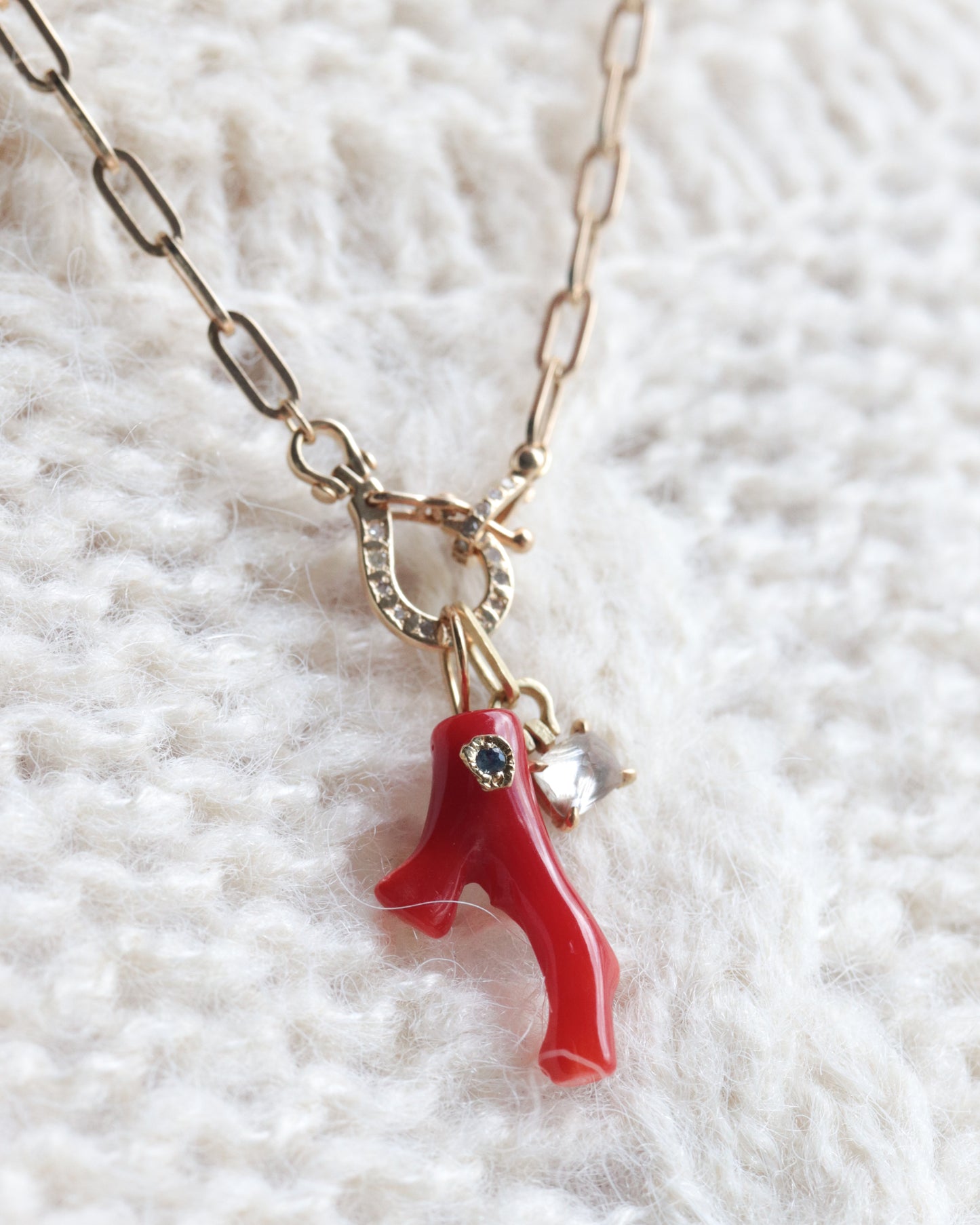 Flat Necklace - Coral -