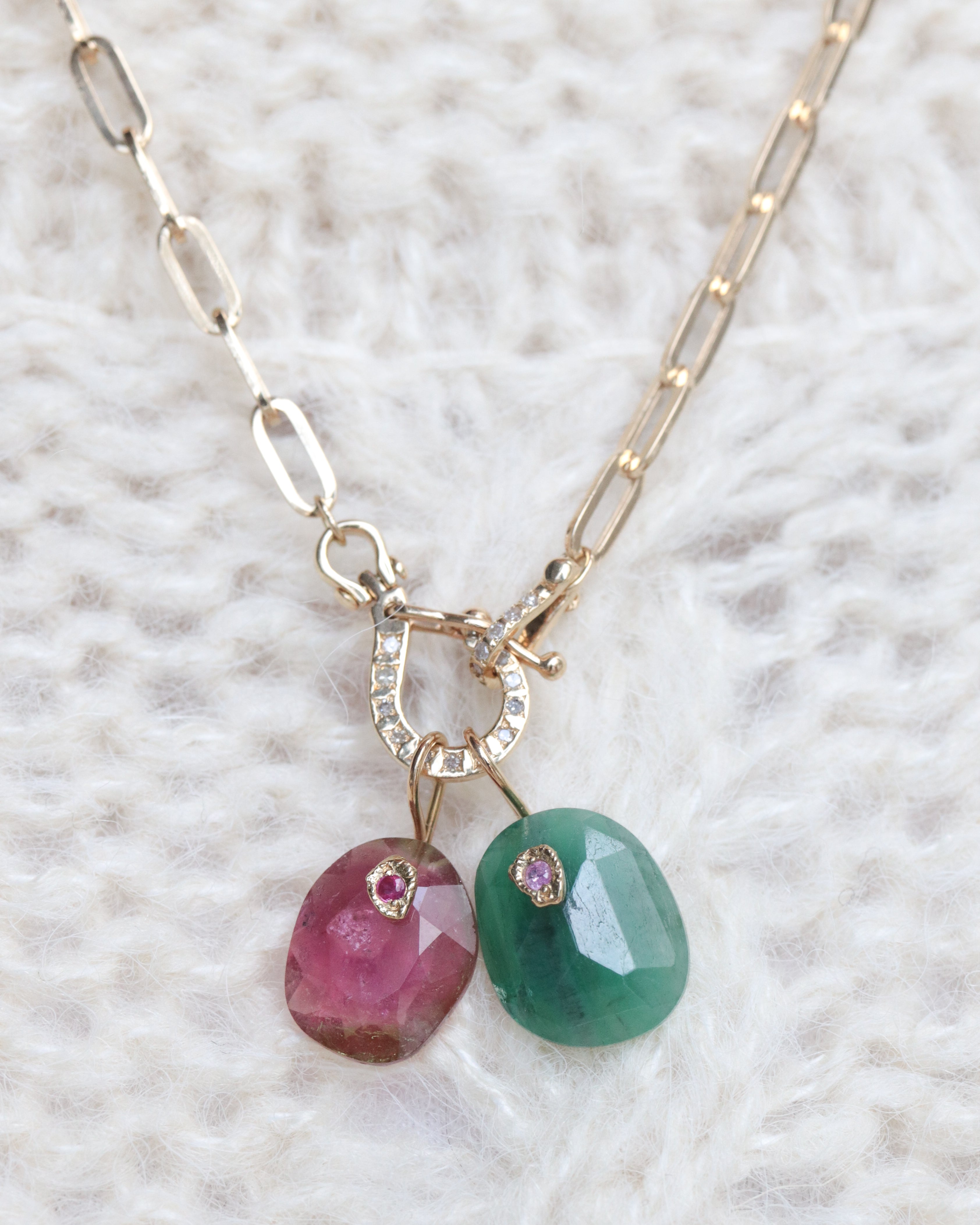 Flat Necklace - Emerald -