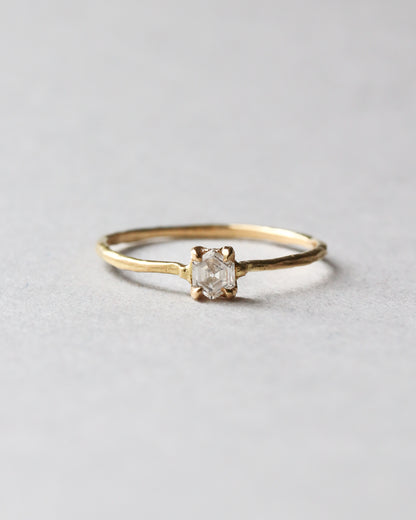 Prong Ring -Diamond -