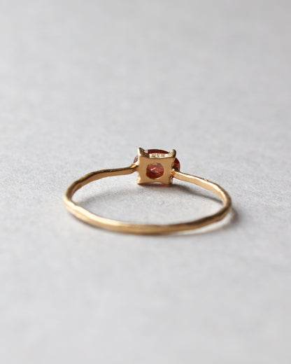 Prong Ring -Diamond -