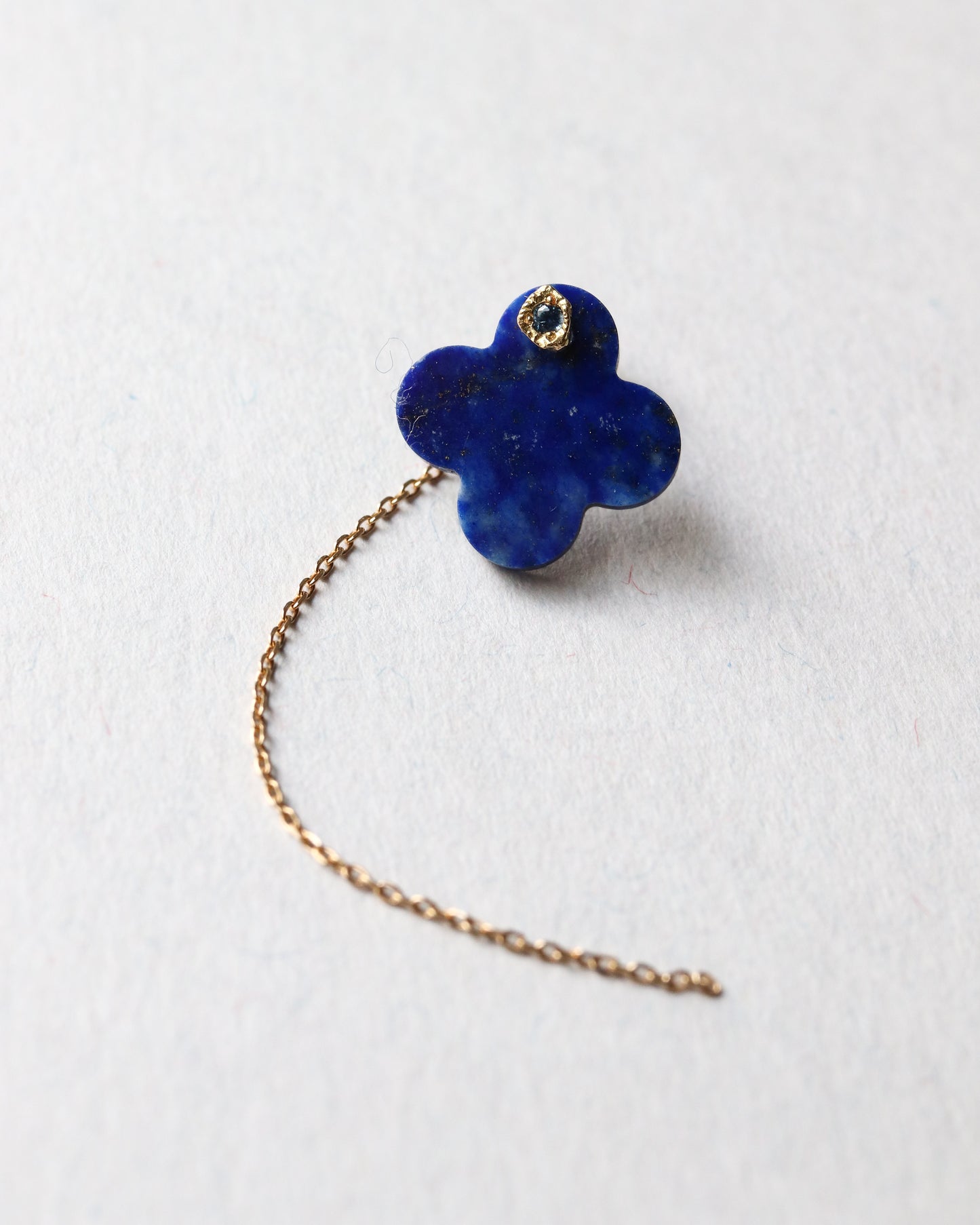 Flat Pierced Earring - Lapis Lazuli -