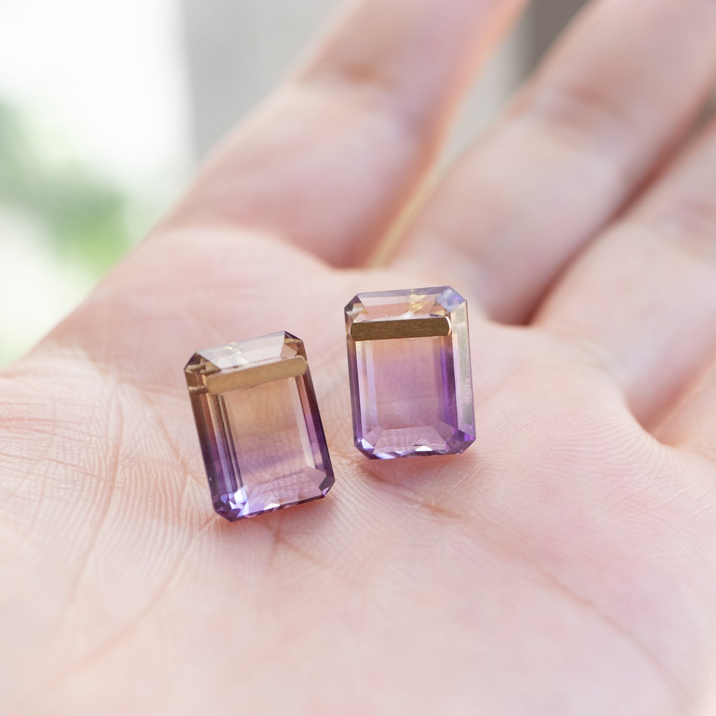 条石穿孔耳环 - 紫黄晶 -