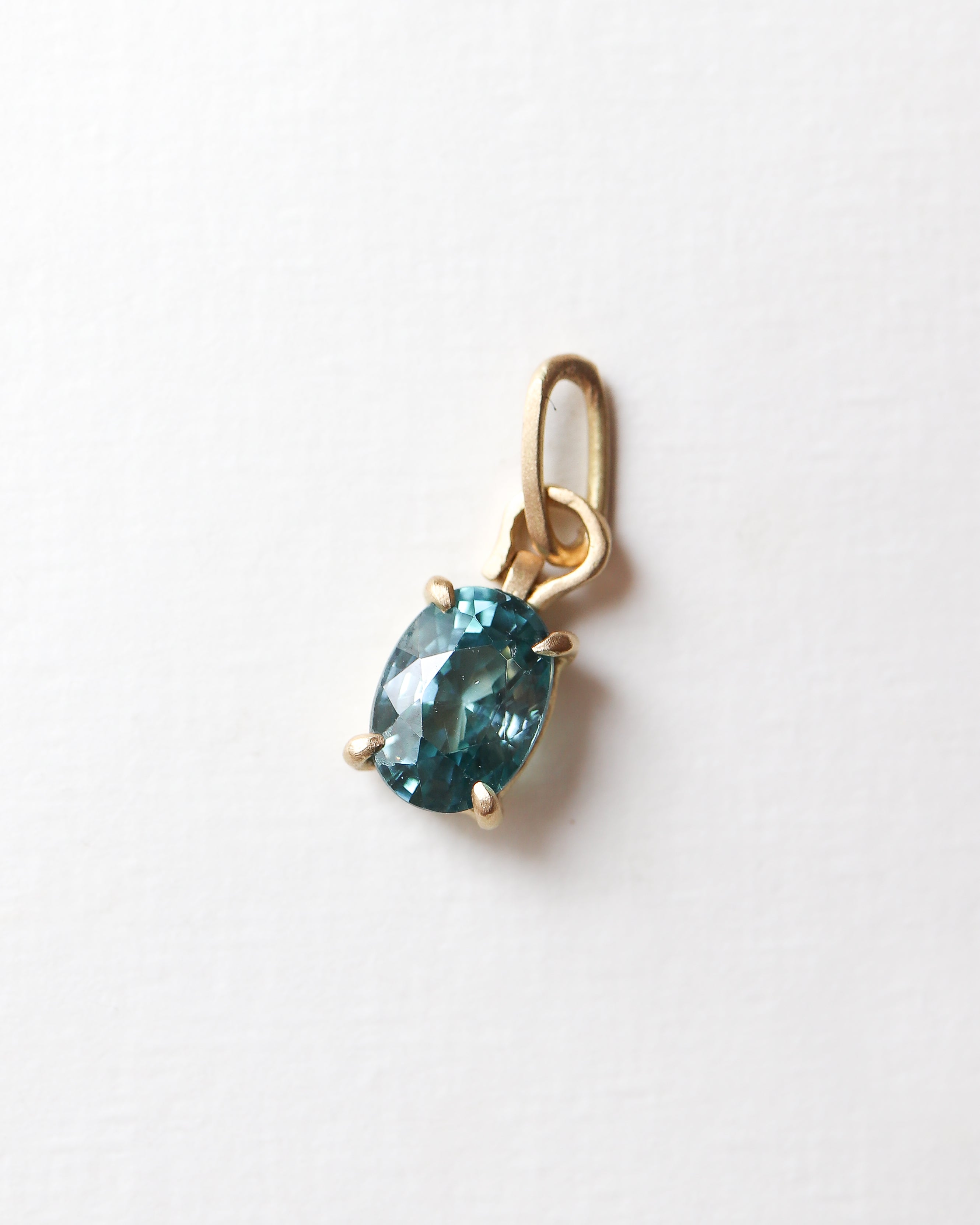 Horse Shoe Prong Necklace - Blue Zircon -