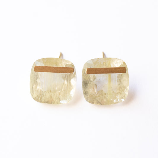 Bar stone pierced earrings - Golden rutilated quartz -