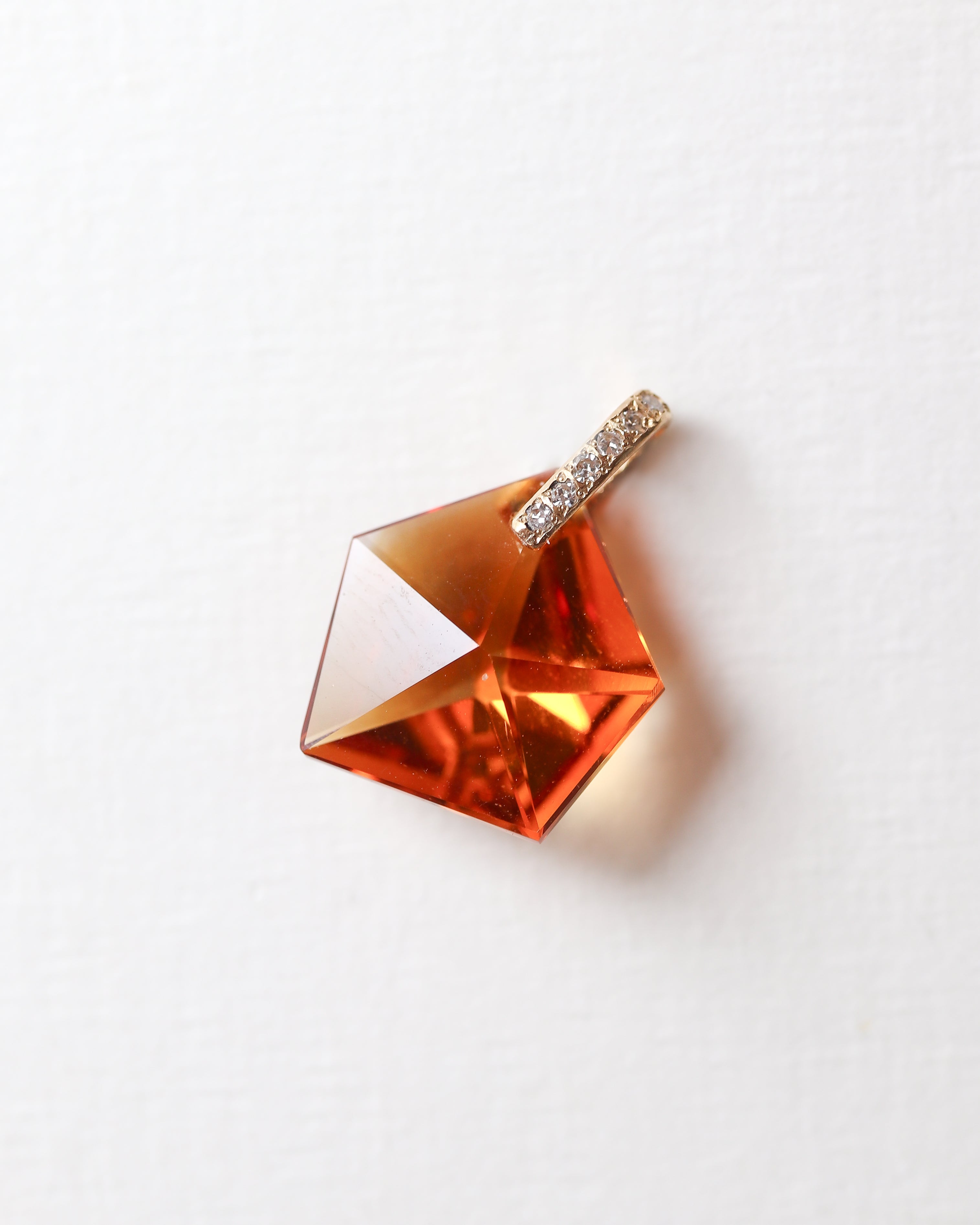 Hibiki Stone Necklace - Citrine -