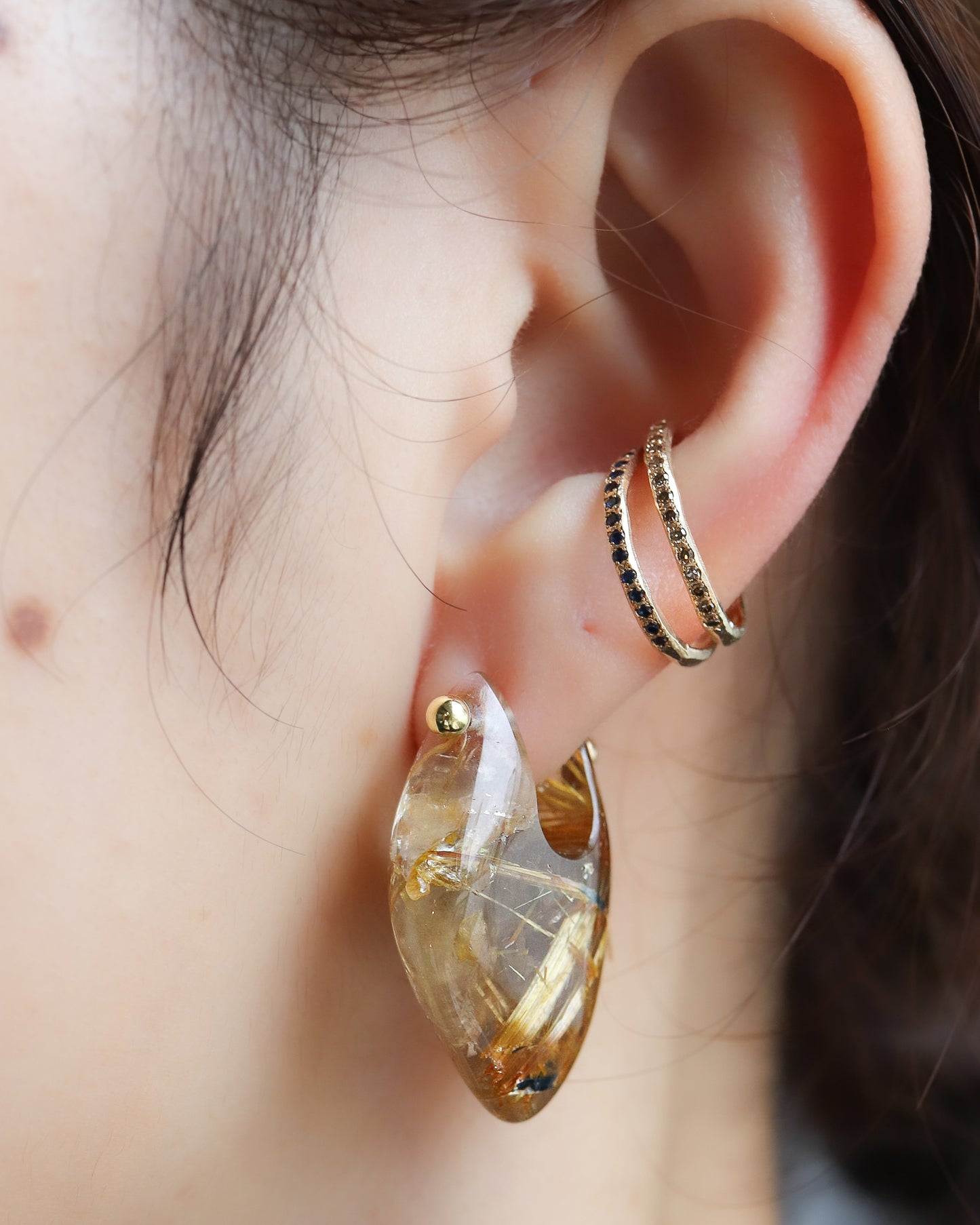 Rock Pierced Earring - Golden Rutilated Quartz -