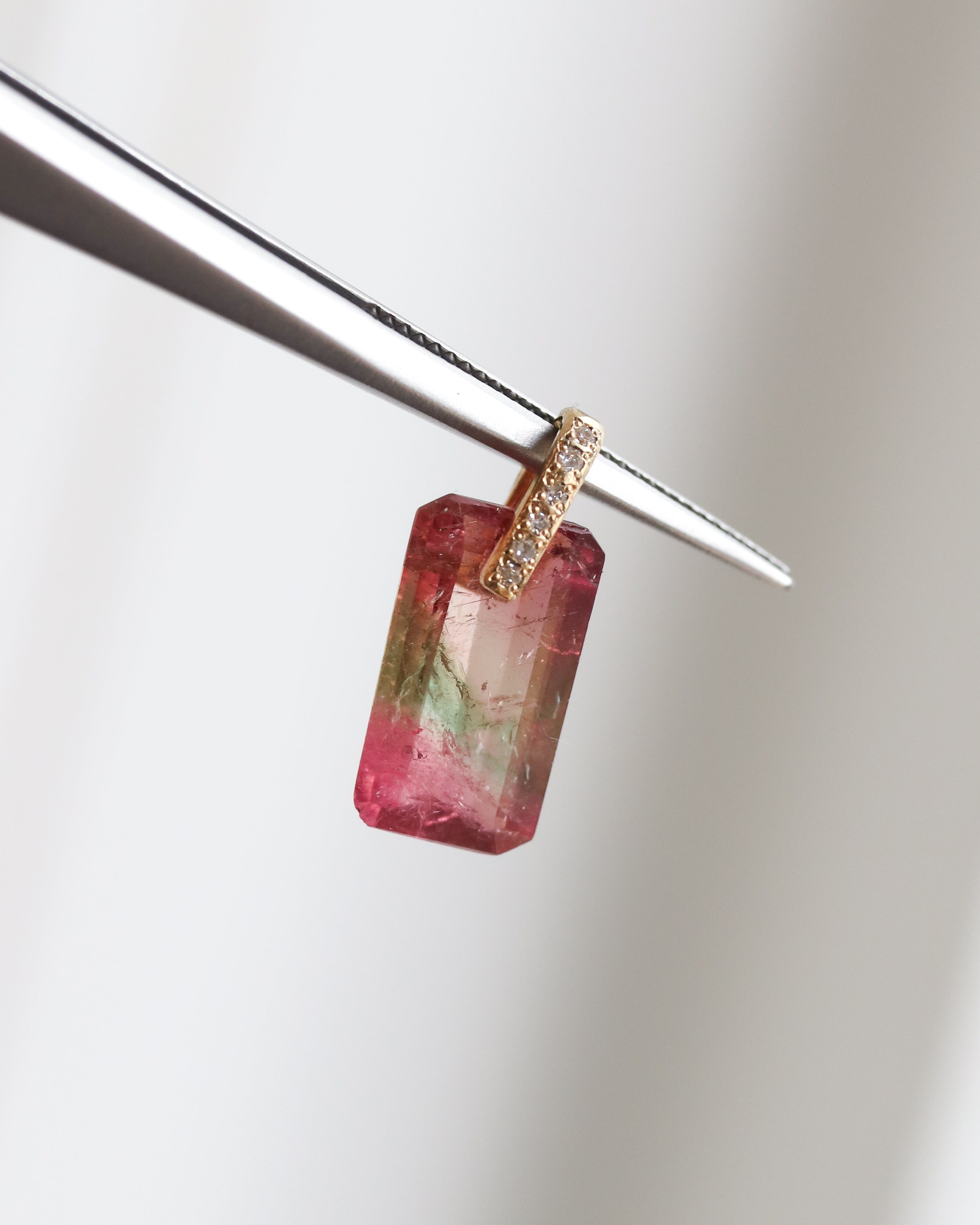Hibiki Stone Necklace - Bicolor Tourmaline -