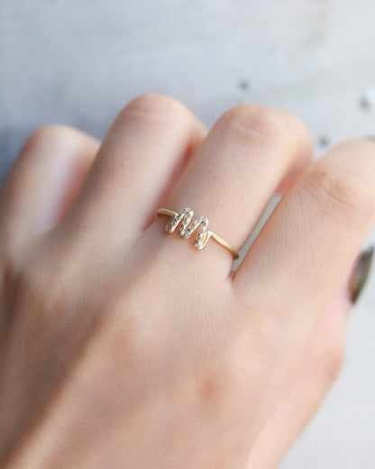 Initial Diamond Ring - M -