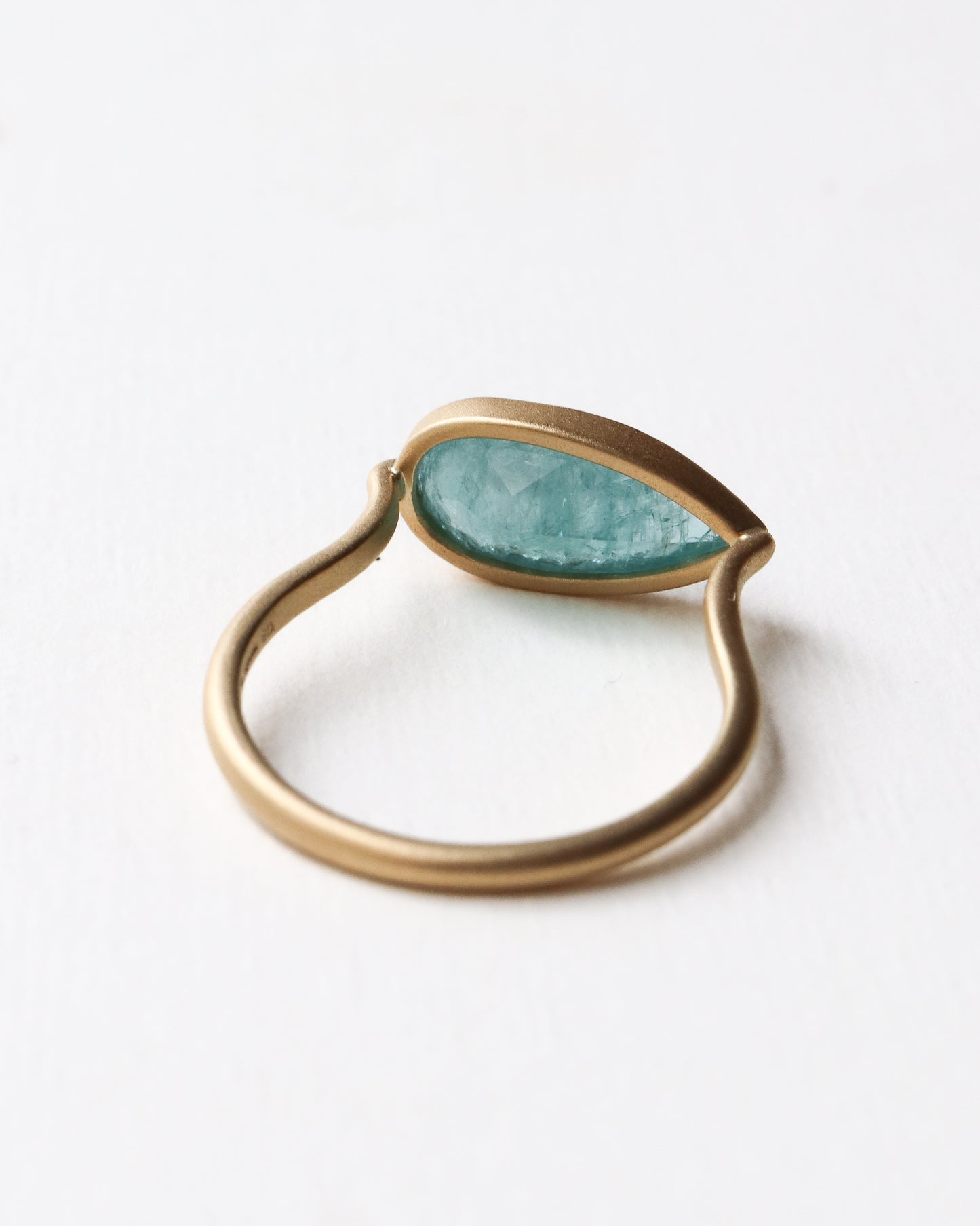 Collet Ring - Grandidierite -