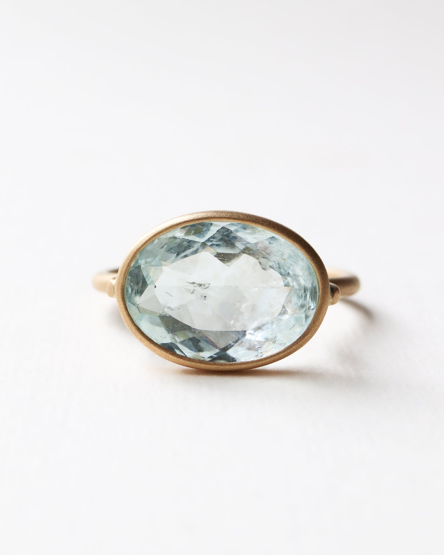 Collet Ring - Aquamarine -