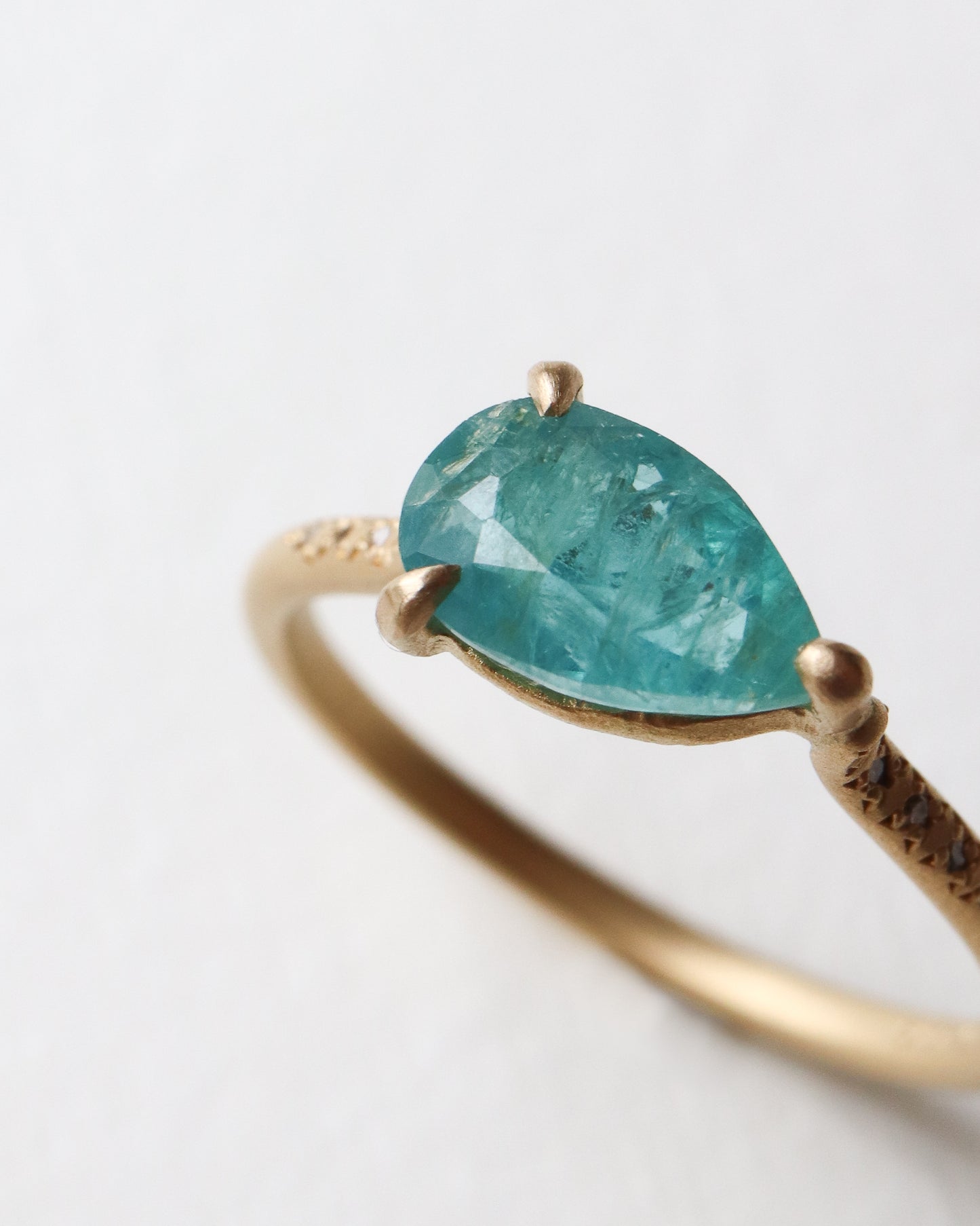 Prong Ring - Grandidierite -